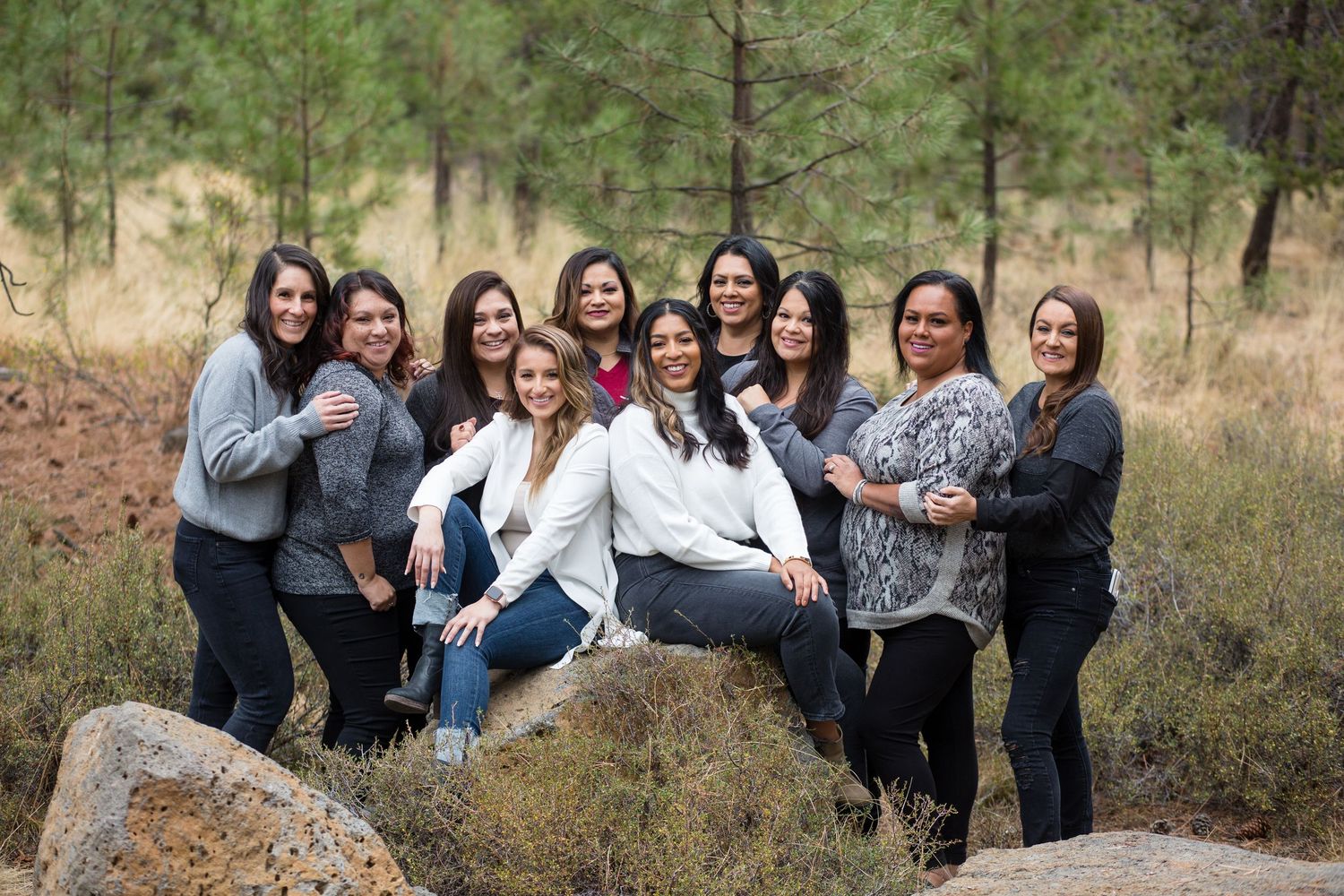 Portrait of a family in Bend, Oregon in Sunriver