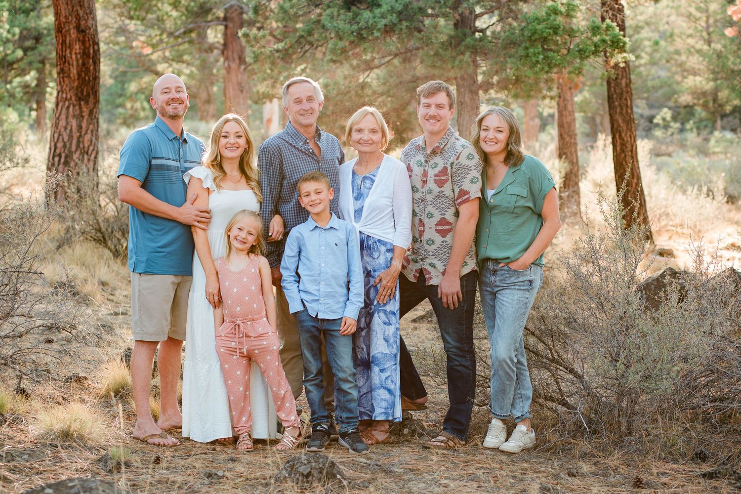 Portrait of a family in Bend, Oregon in Sunriver