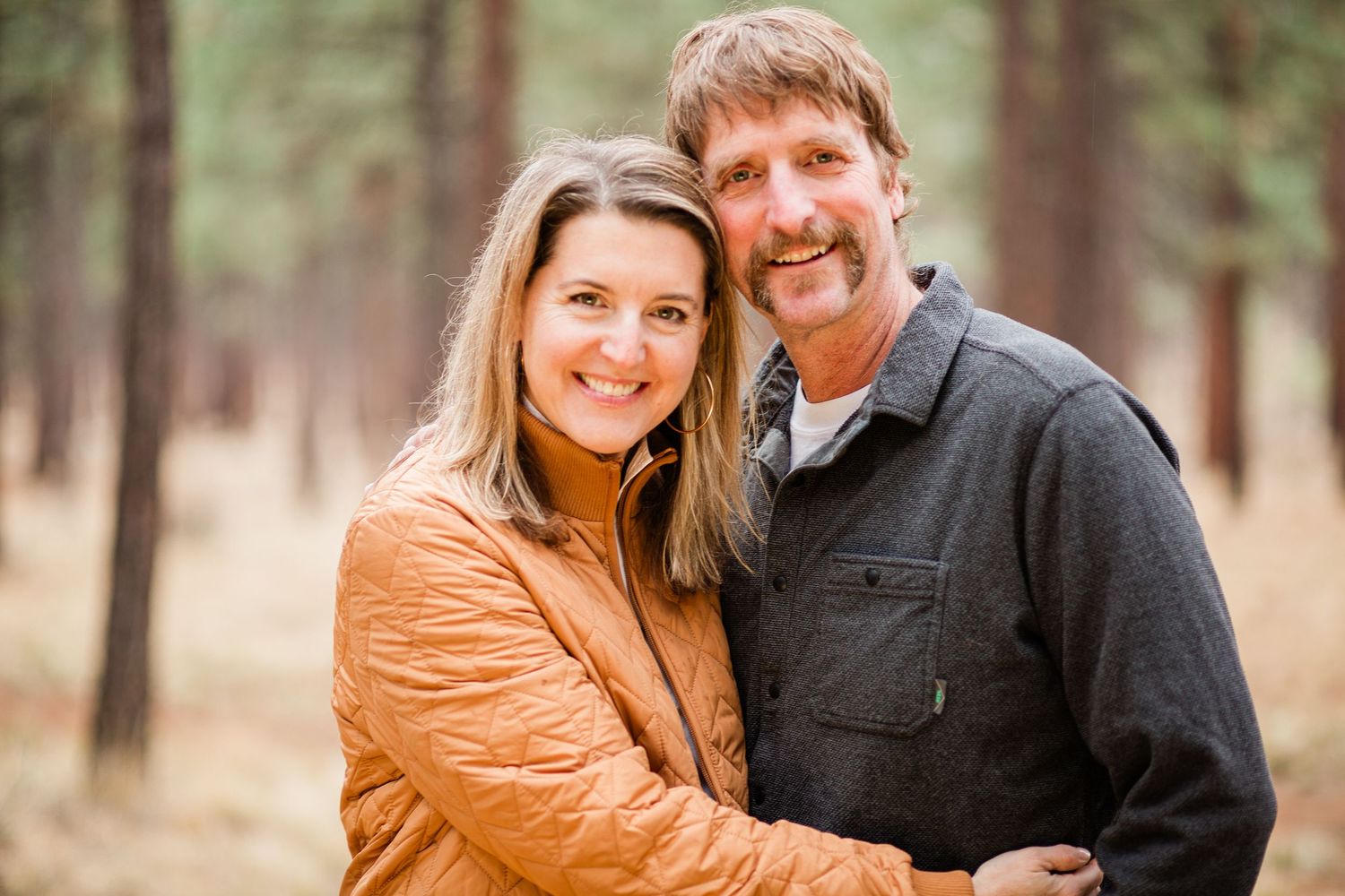 Portrait of a family in Bend, Oregon at Shevlin Park