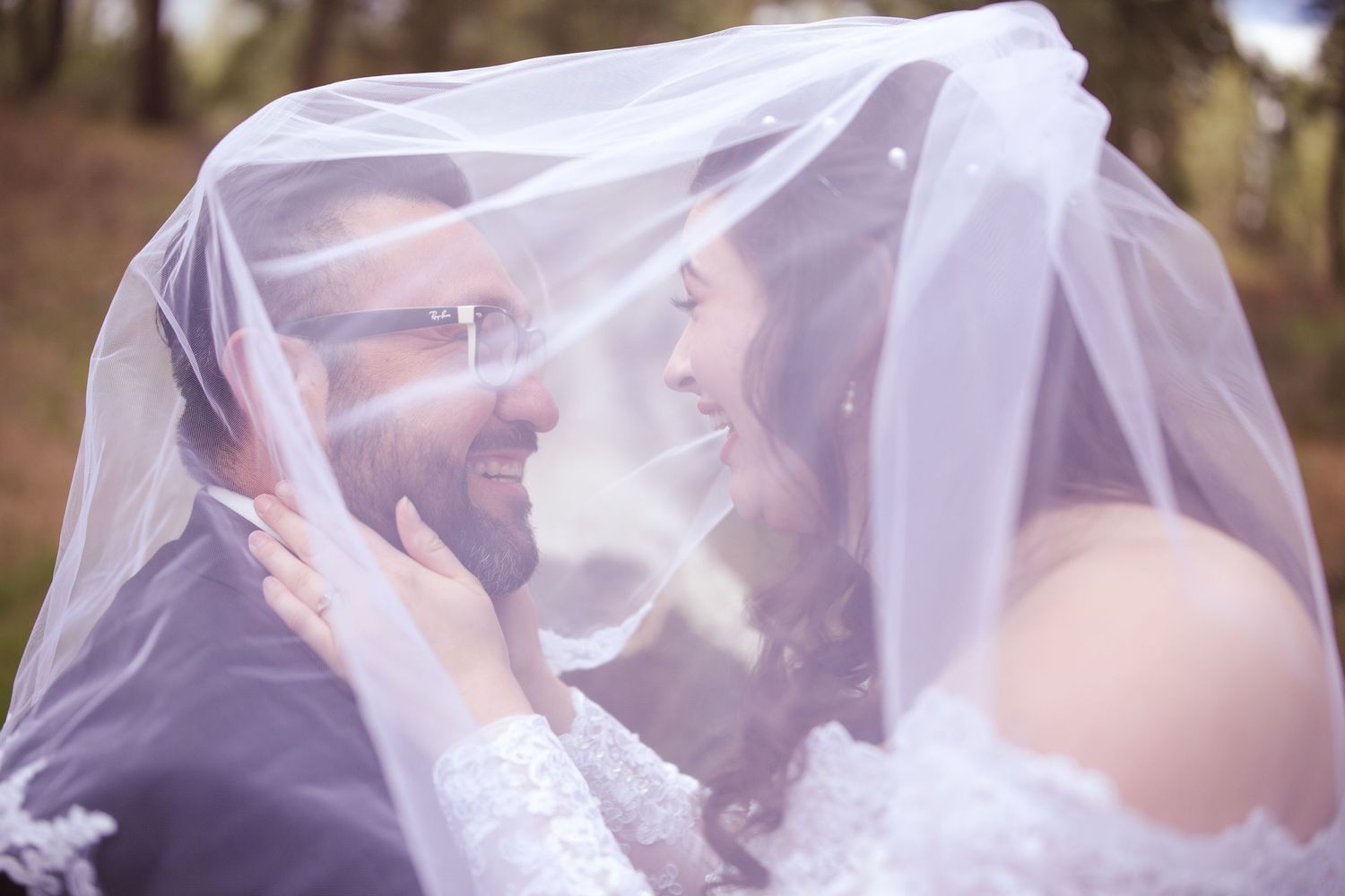Wedding couple in Bend, Oregon