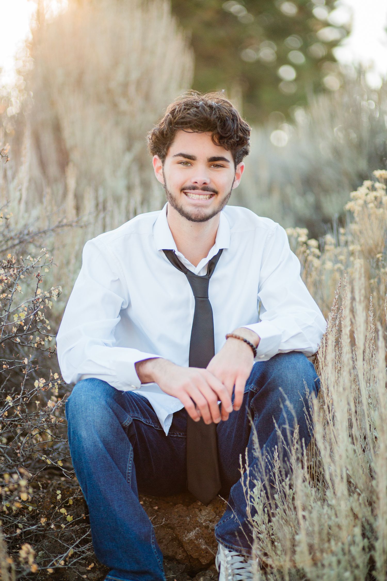 Senior portrait of a young man in Bend, Oregon
