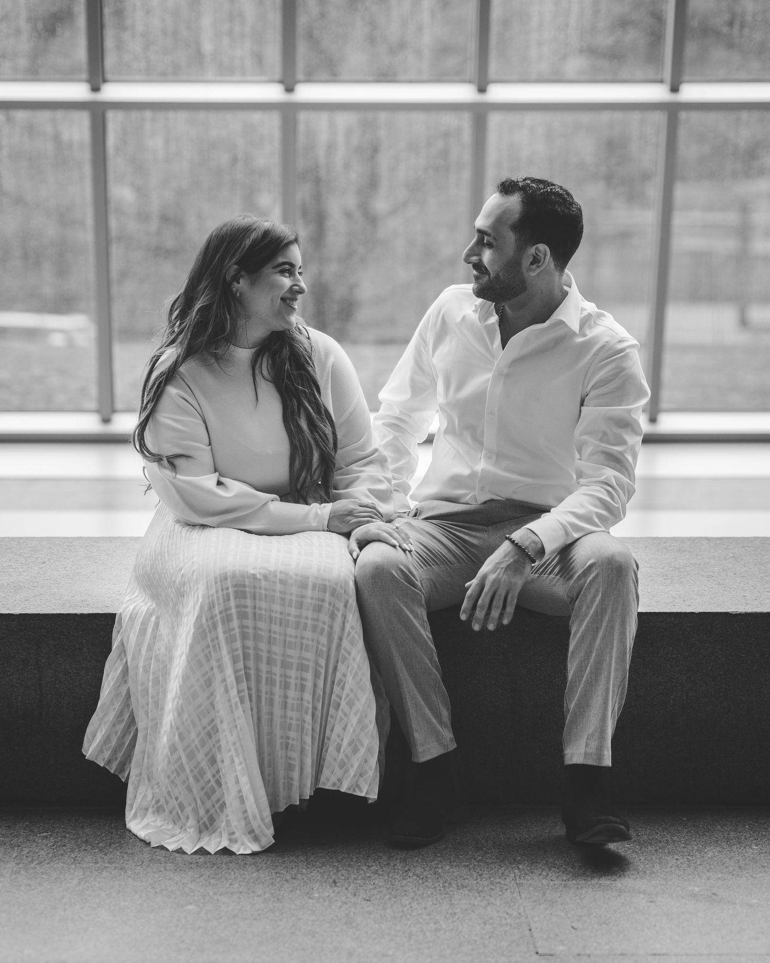 Couple sitting together in the Egyptian exhibit of The Met Museum in New York City