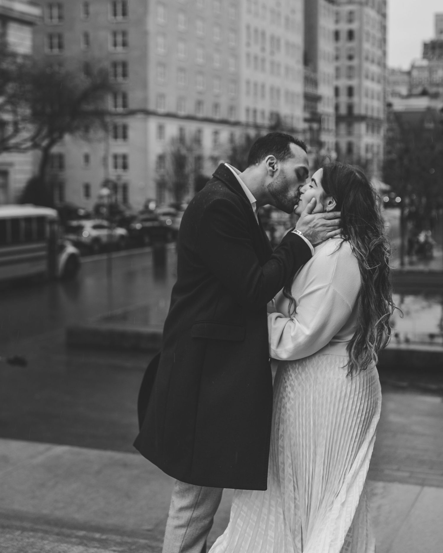 Couple kissing on the steps of The Met Museum in New York City