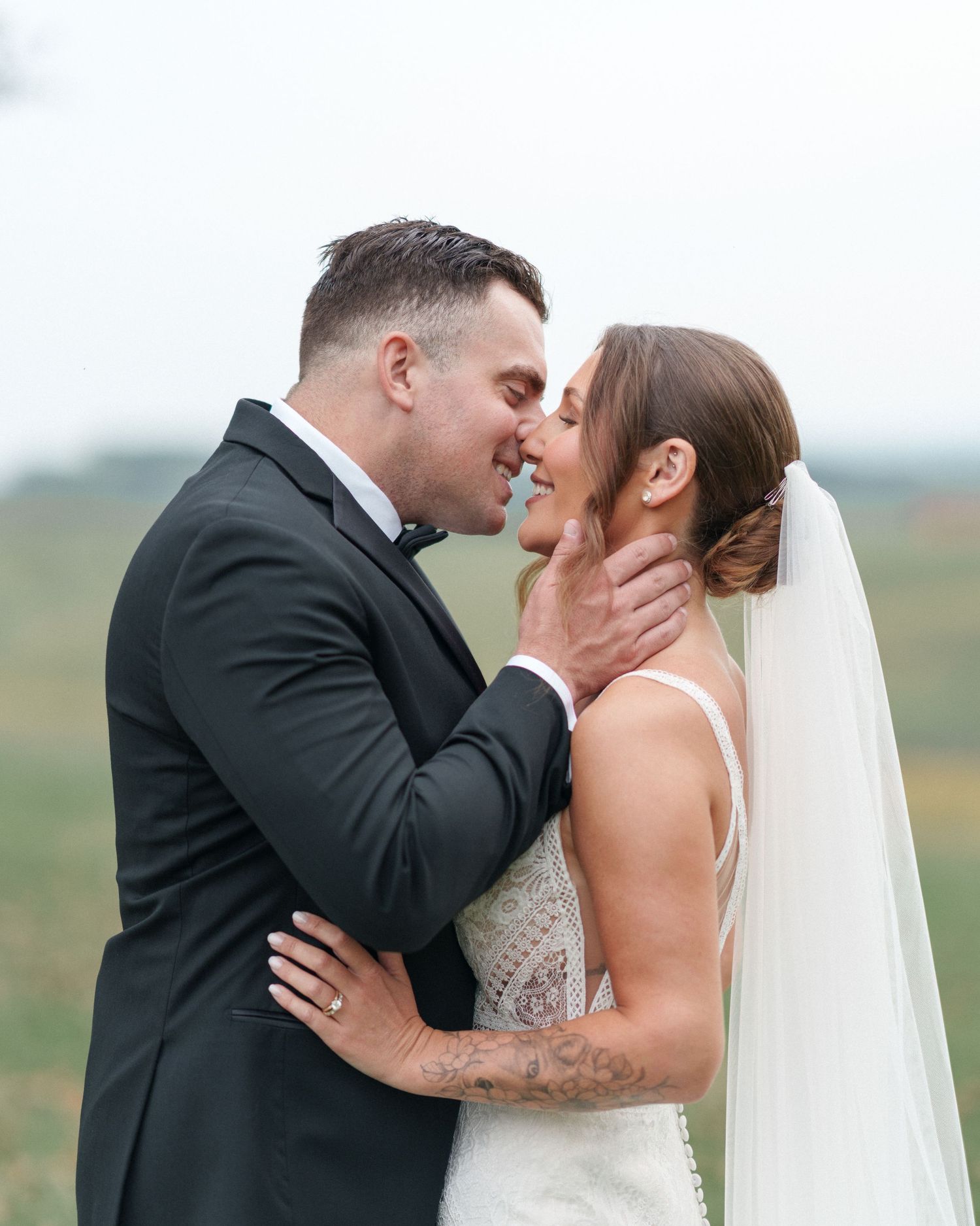 Romantic, timeless wedding photos at Long Branch Historic House in Northern VA