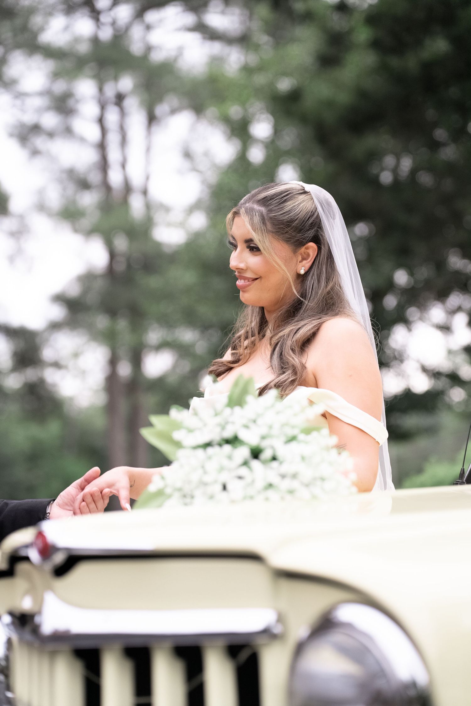 Romantic, timeless wedding portraits of bride and groom photographed by Northern Virginia photographer