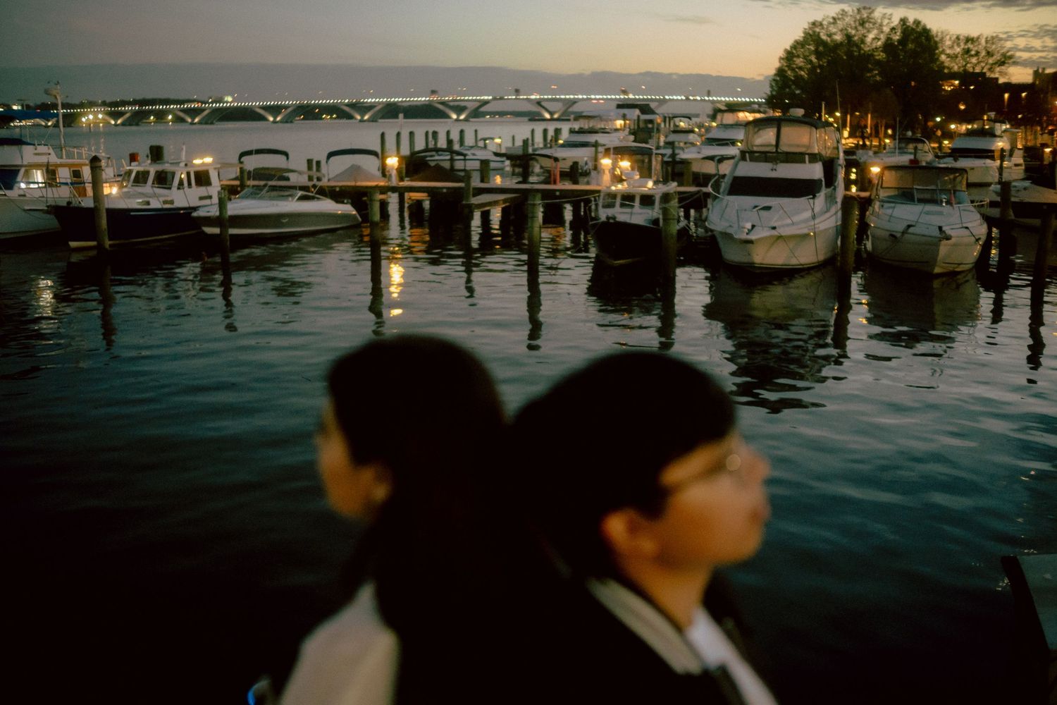 Engagement portraits in Old town Alexandria on front of Potomac river