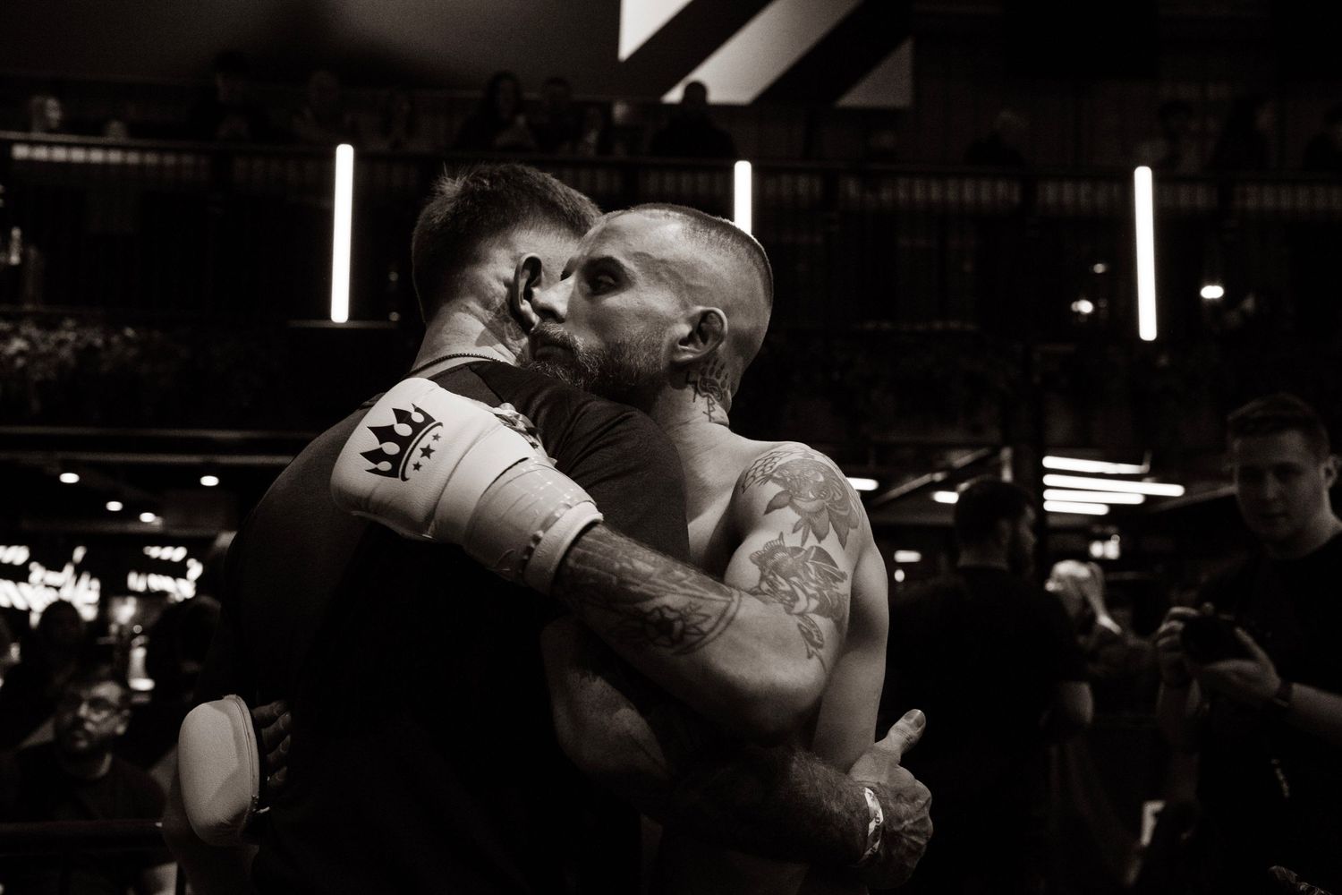 MMA-show-fight-night-action-shot-photography-birmingham