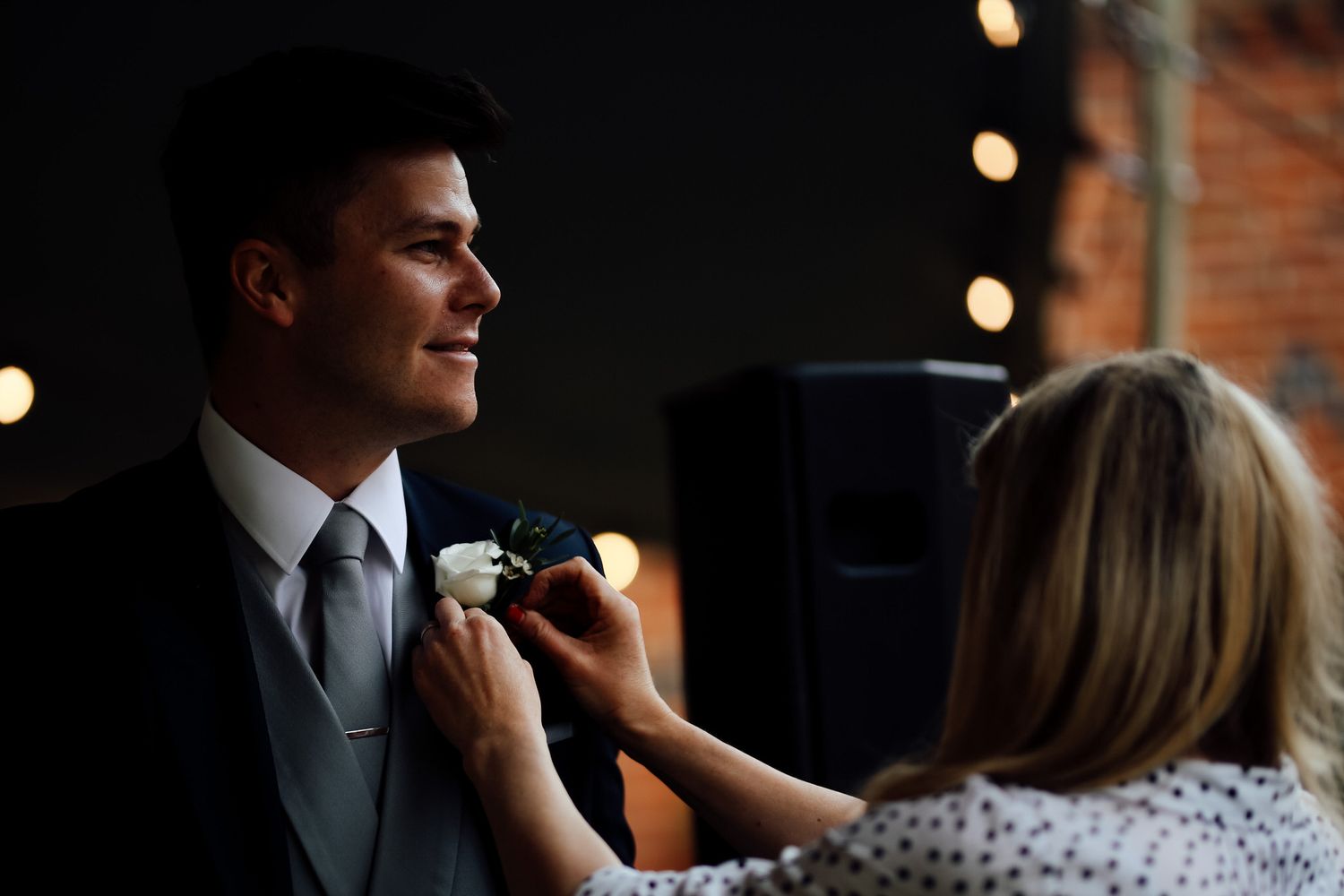 doing the groom tie
