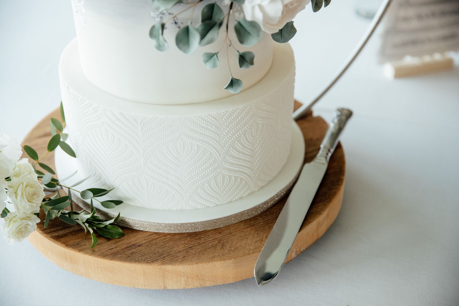 wedding cake and a knife