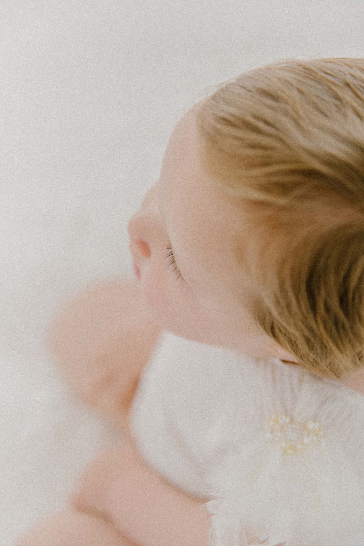 Portugal infant photography — sorrisos, alegria e primeiros passos capturados.