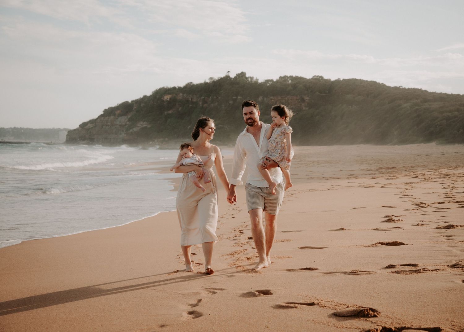 Family photographer Sydney Northern Beaches maternity newborn family photography session