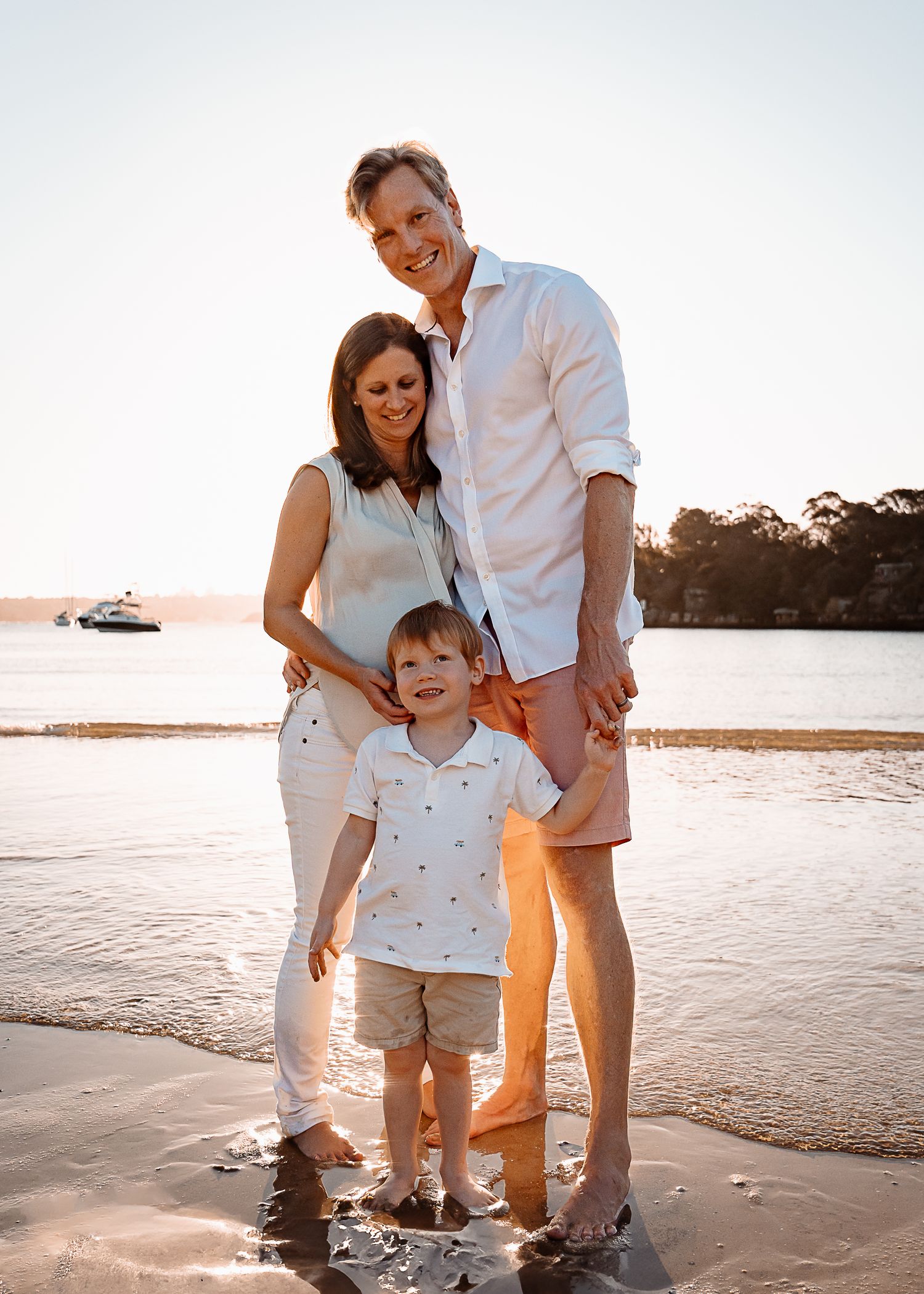 Family photographer Sydney Northern Beaches maternity newborn family photography session