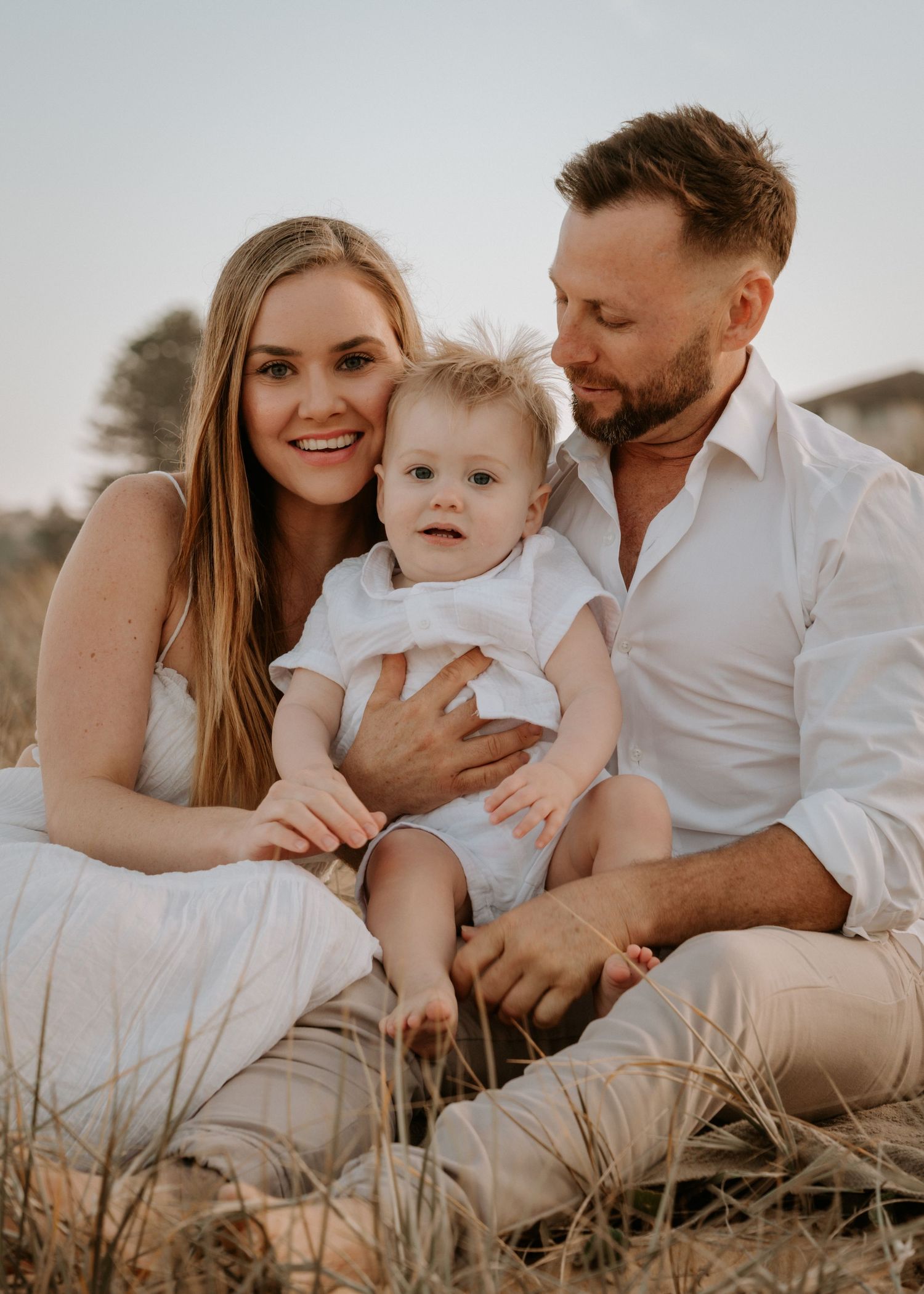 Maternity photographer Sydney Northern Beaches maternity newborn family photography session