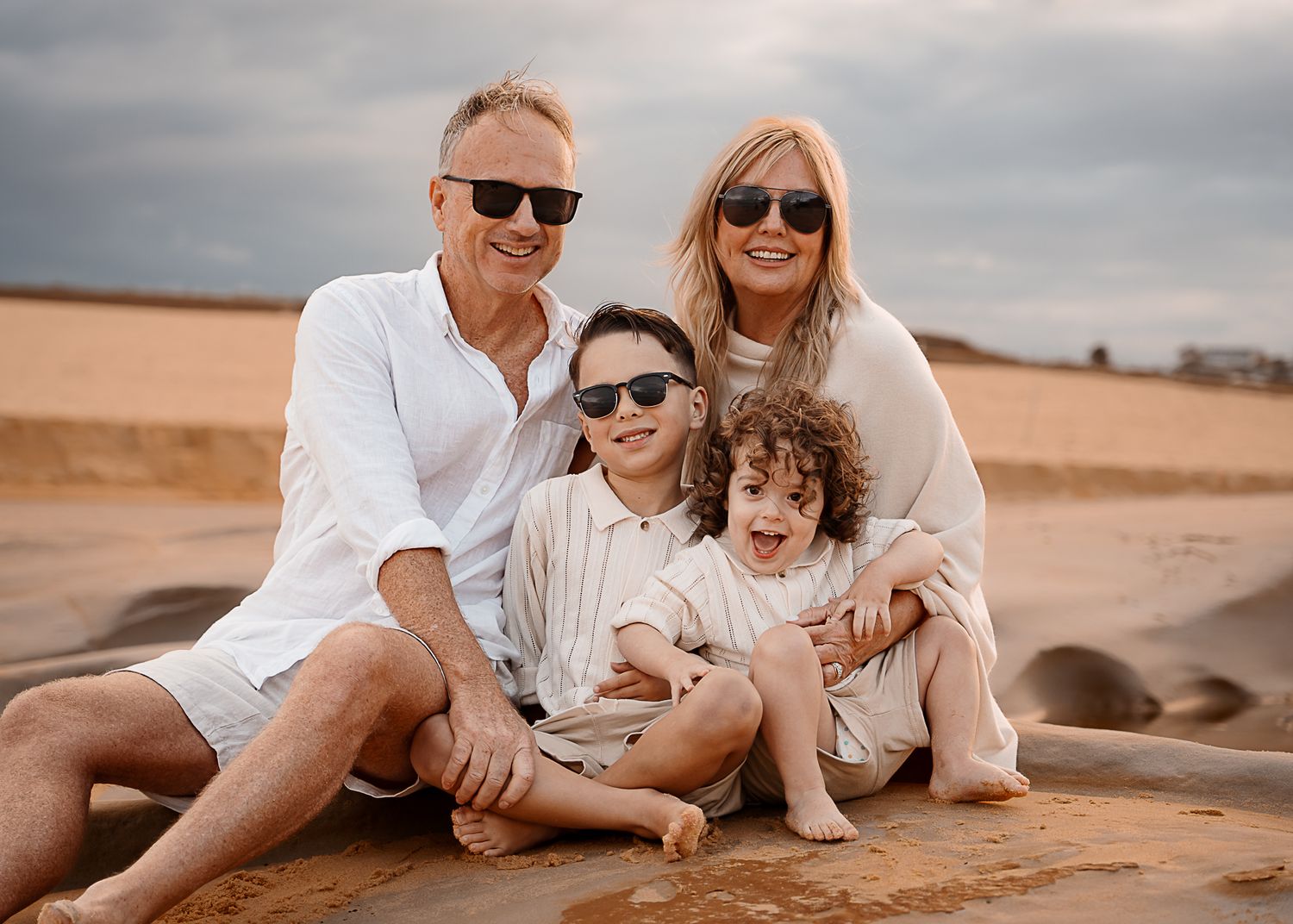 Family photographer Sydney Northern Beaches maternity newborn family photography session