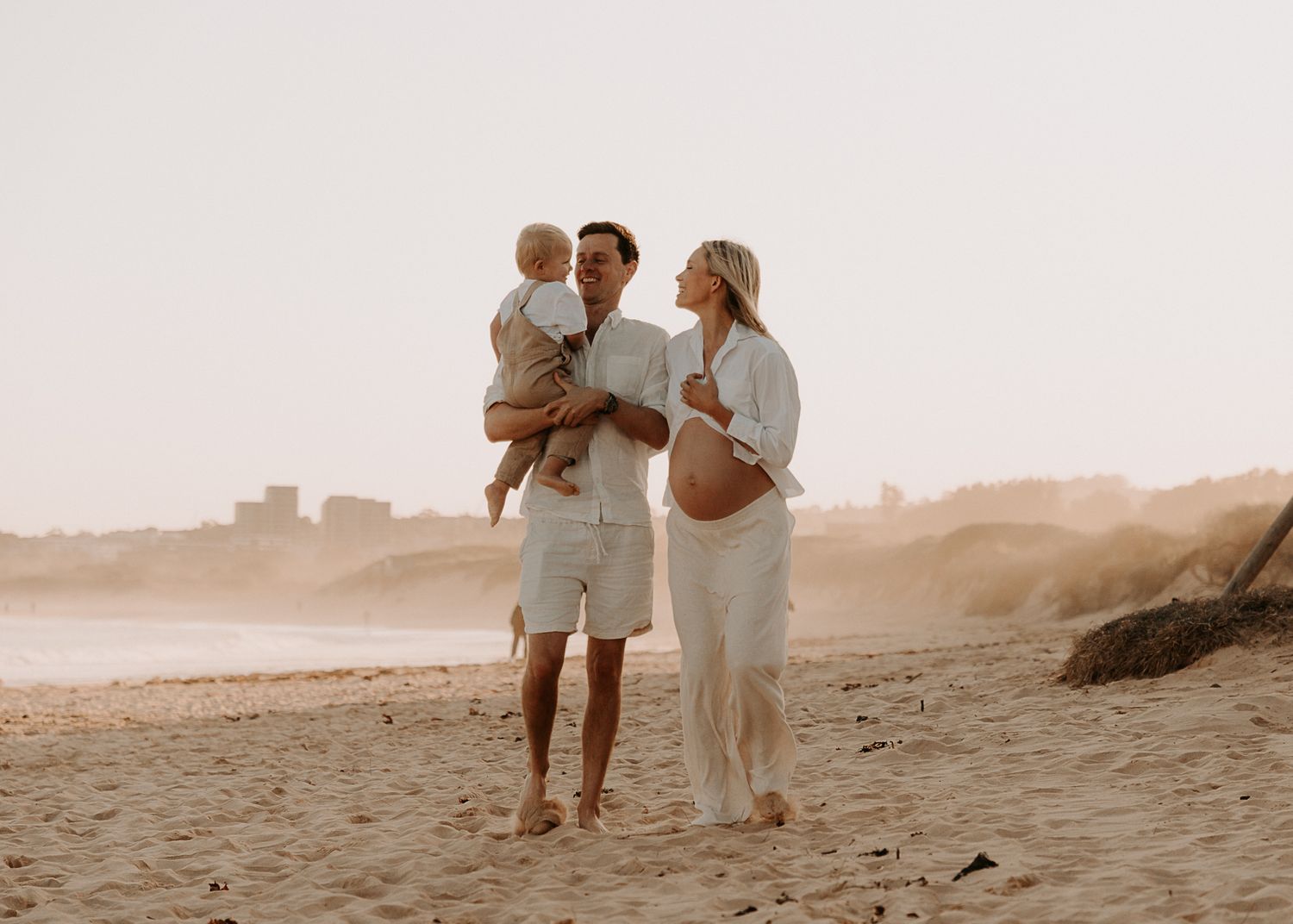 Family photographer Sydney Northern Beaches maternity newborn family photography session