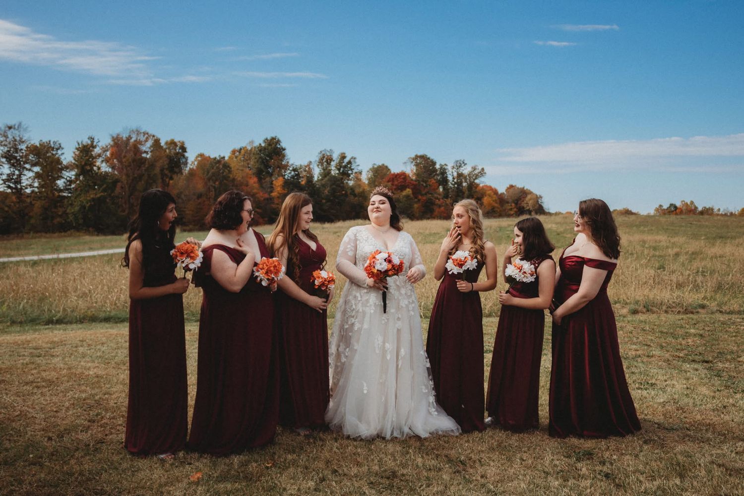 Wedding with vibrant fall colors