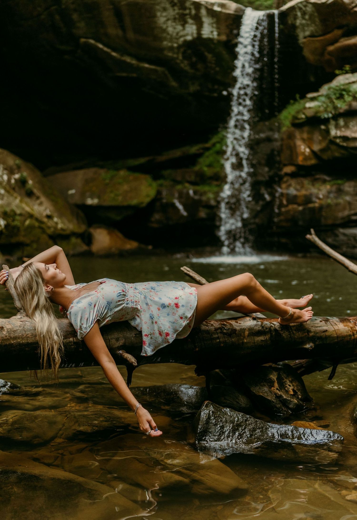 Senior pictures at waterfall