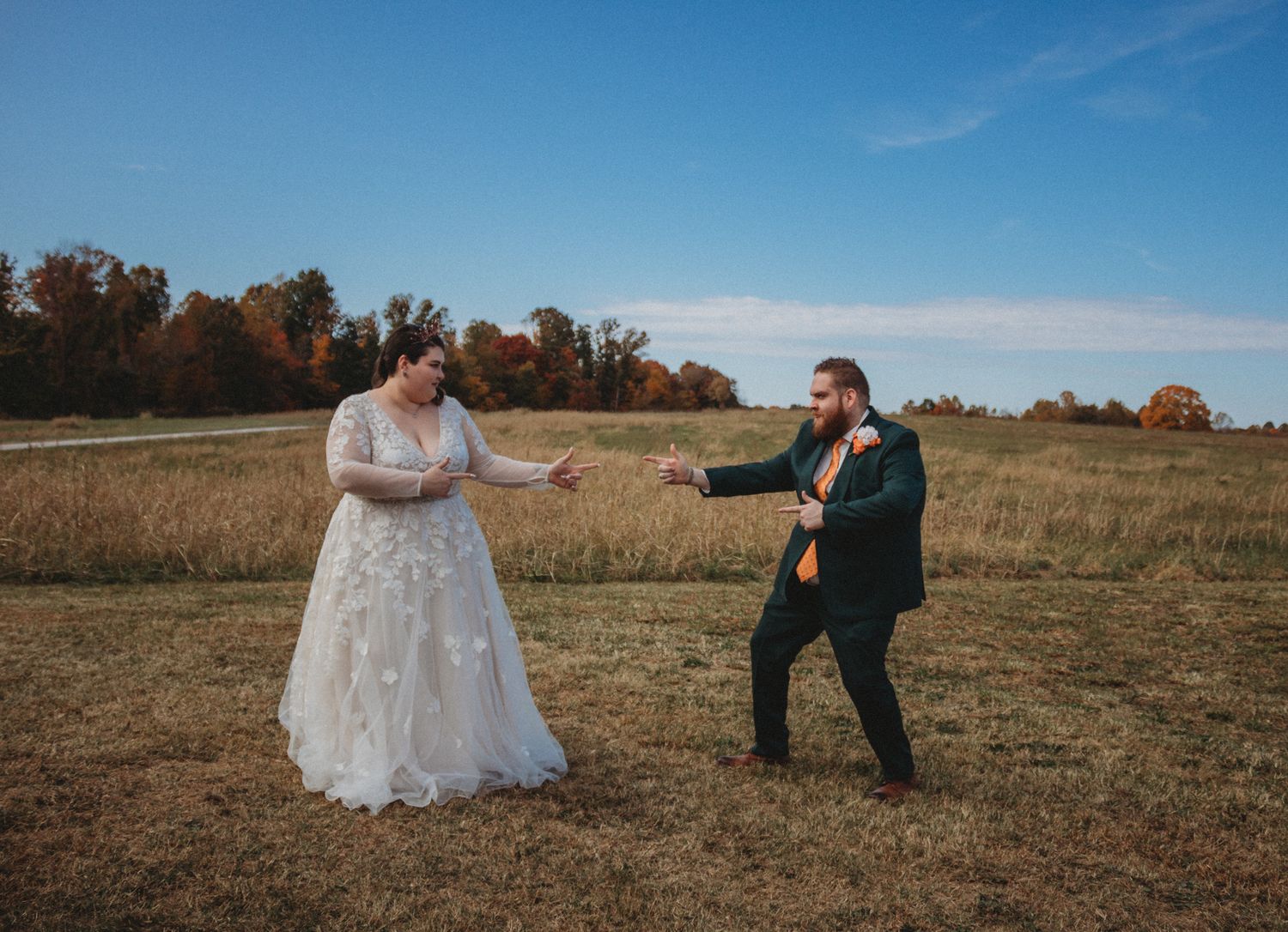 Wedding, funny poses