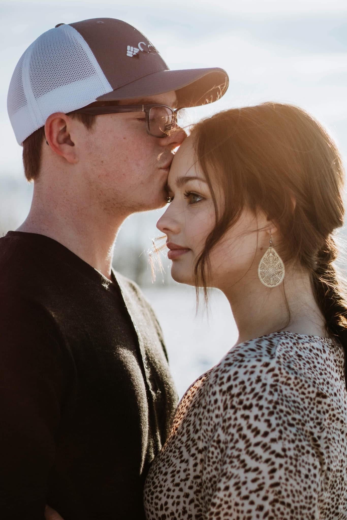 Couples session golden hour