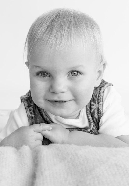 Emotive black and white newborn photography close up by Sarah Cullen in Blaenavon, South Wales