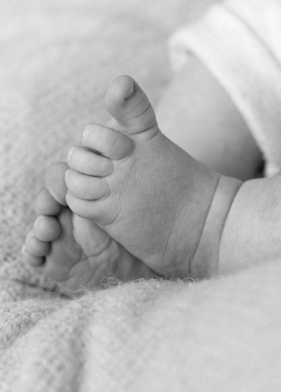 Newborn photos photoshoot photo shoot south wales