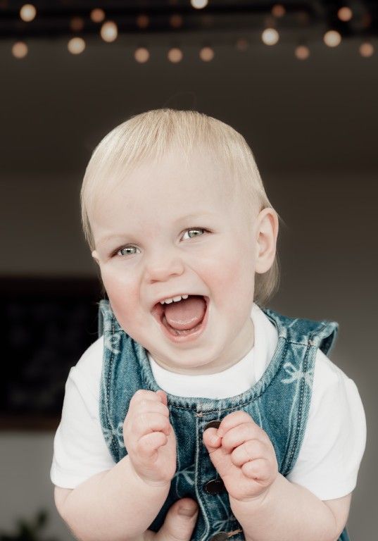 Relaxed lifestyle photography for toddlers in Usk and Pontypool