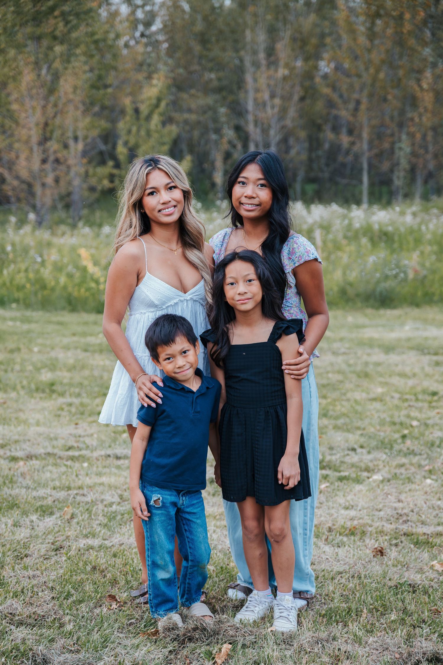 sibling pictures. spruce grove family and newborn photographer. Terwillegar park edmonton. leduc photographer. local photographers