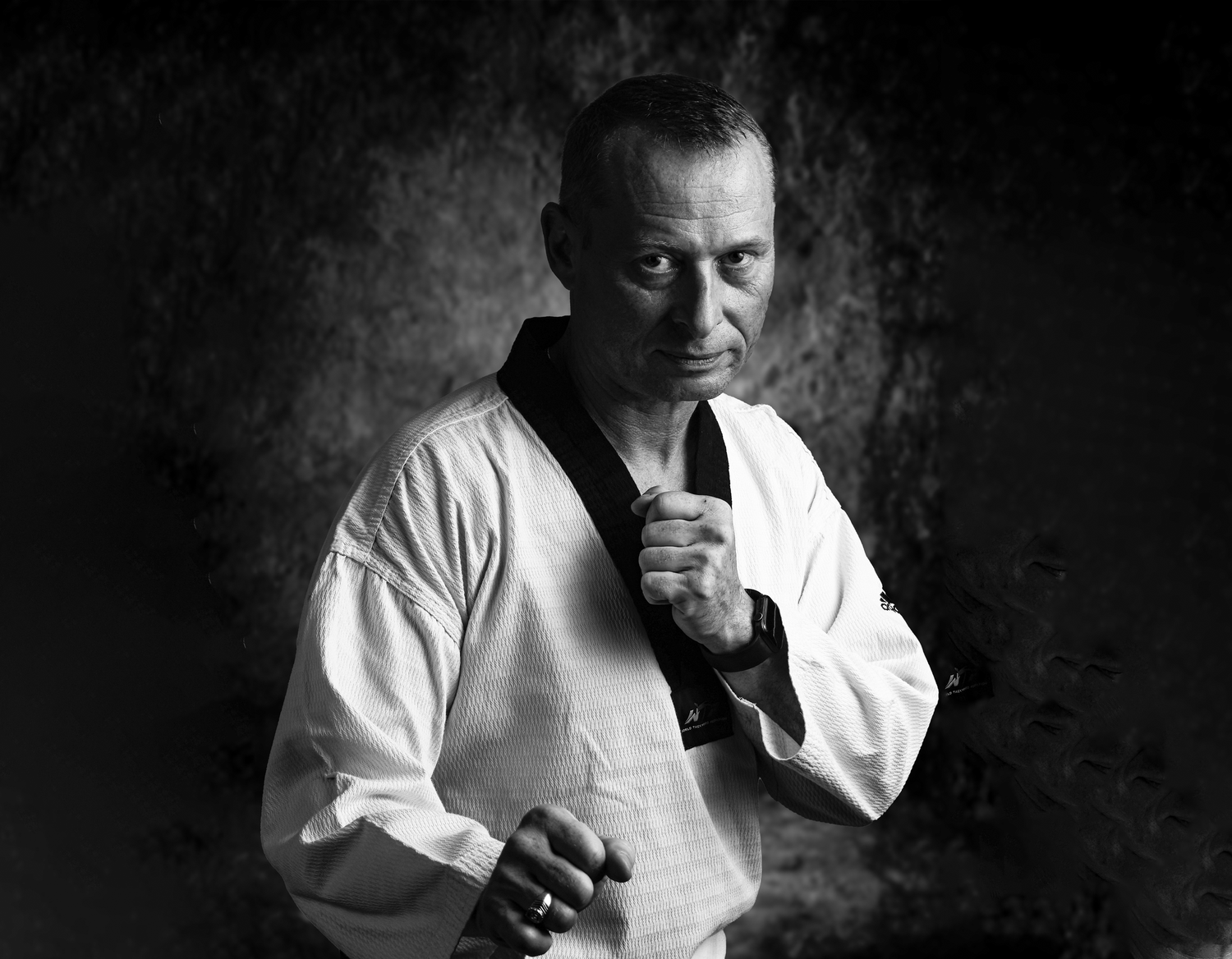 Dmytro Cherkaskyi photography, headshots, brand photography, sport headshots, fighting dramatic photo, black and white photography