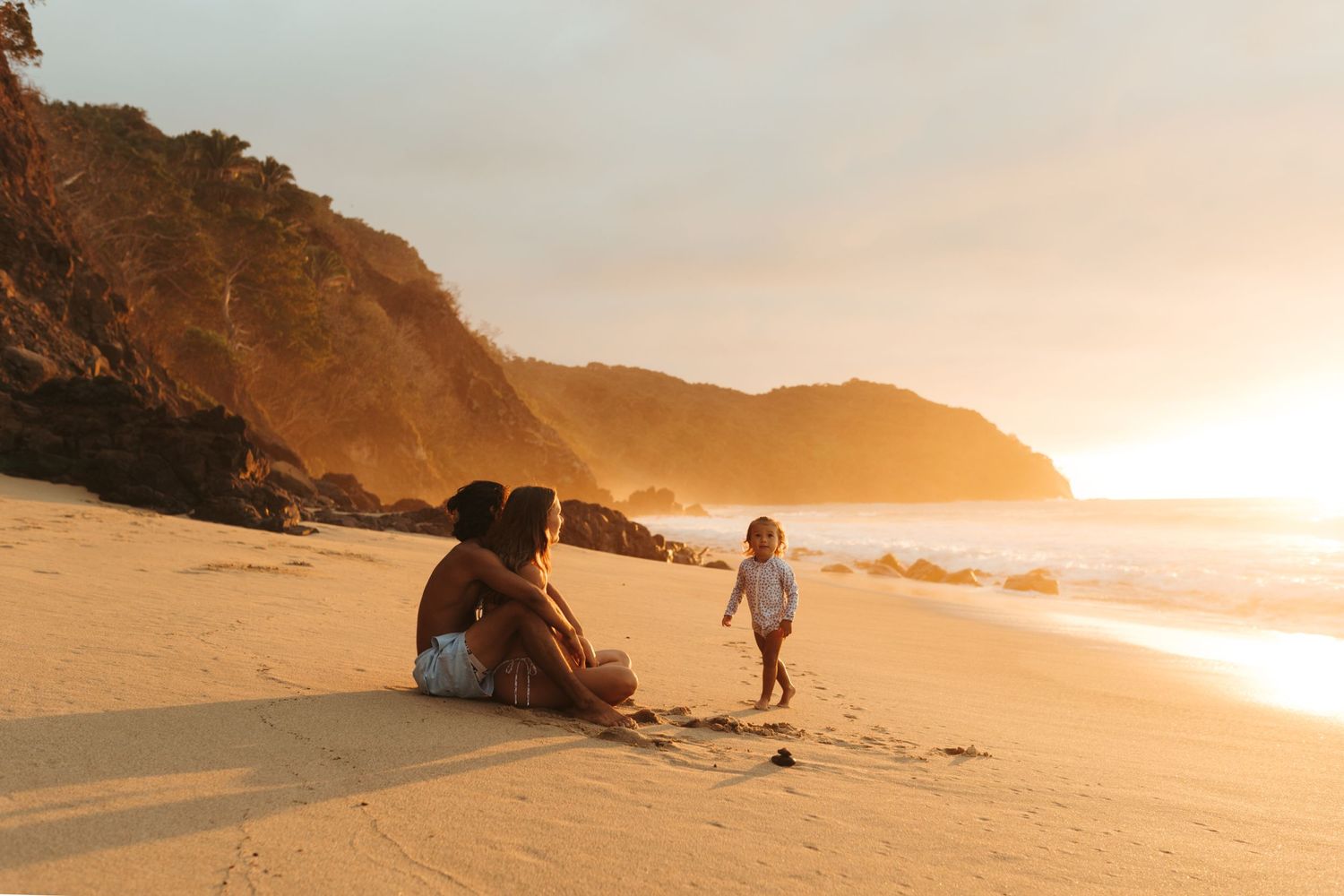 mexico family sunset session on beach