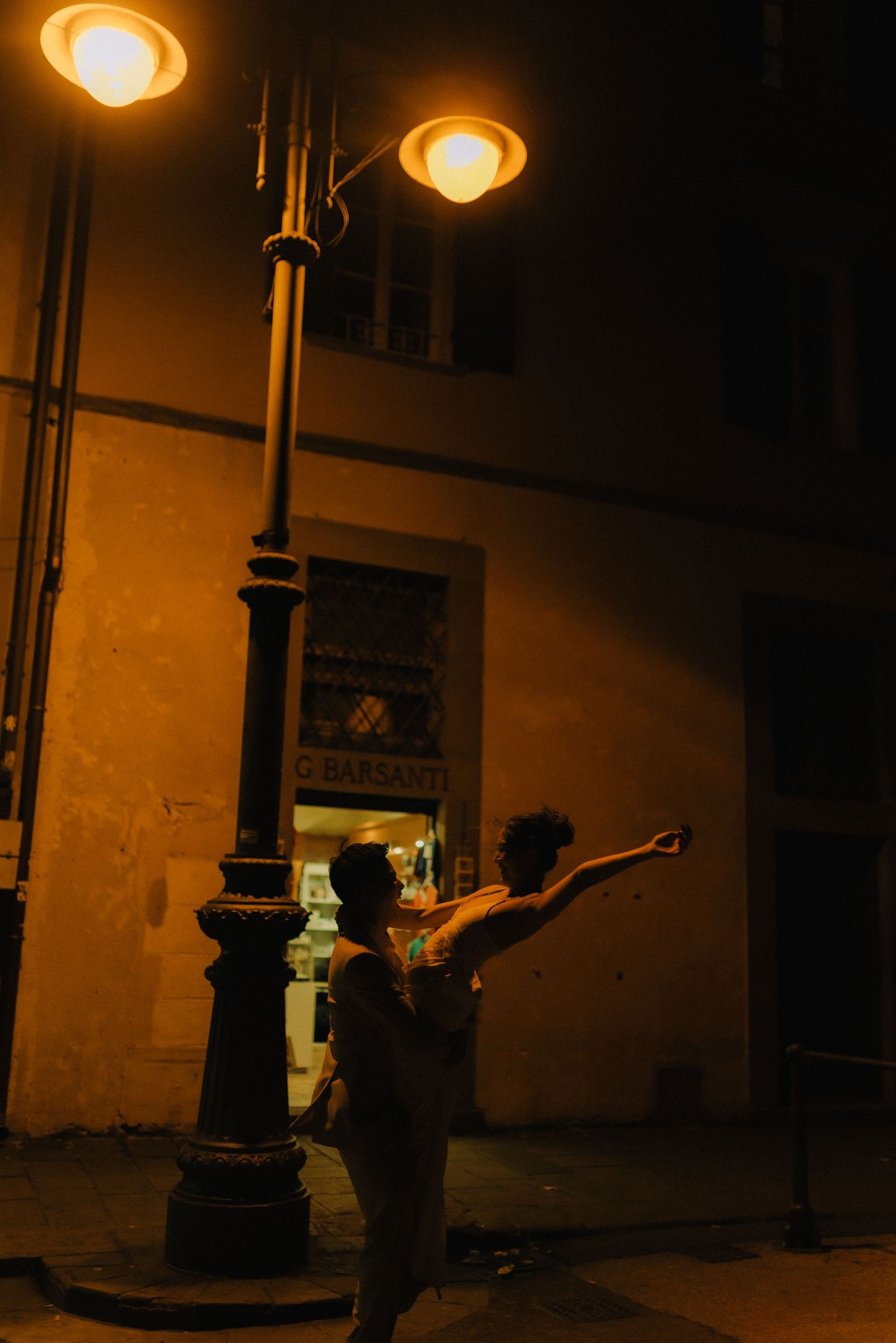 captured.by.aliia - Cinematic lifestyle destination documentary photographer Europe, Berlin. Wedding, Elopement, Couple, Love story, Family