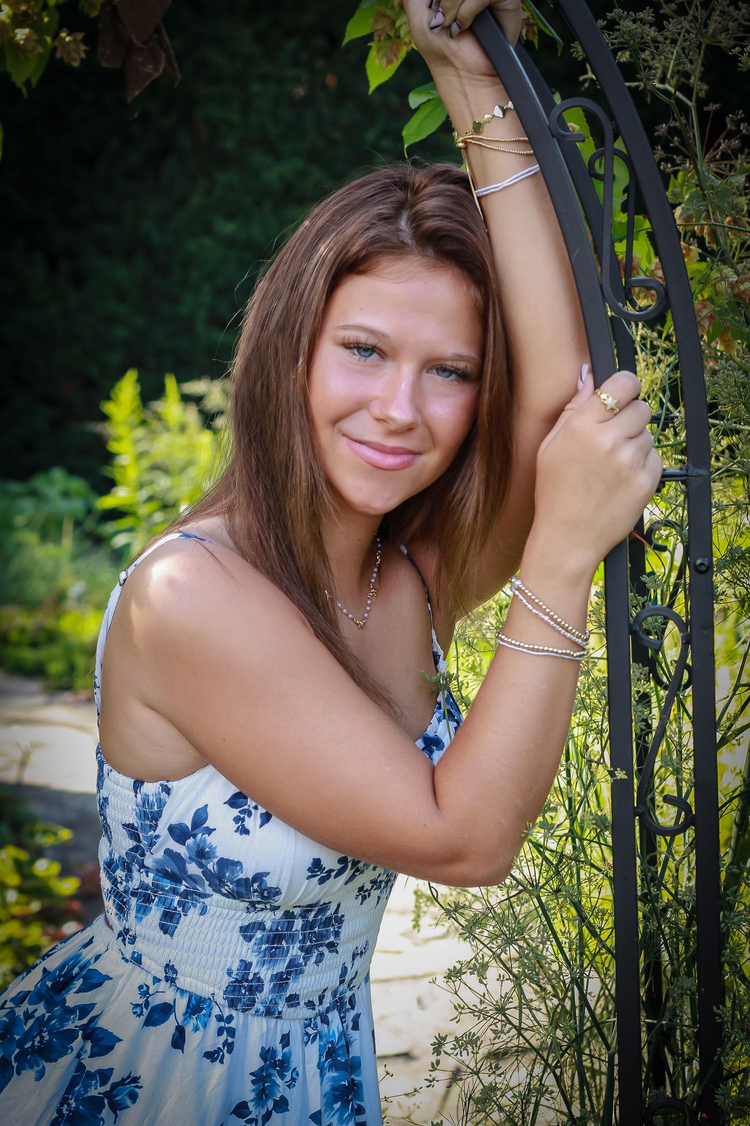 Senior Session at Rose Garden