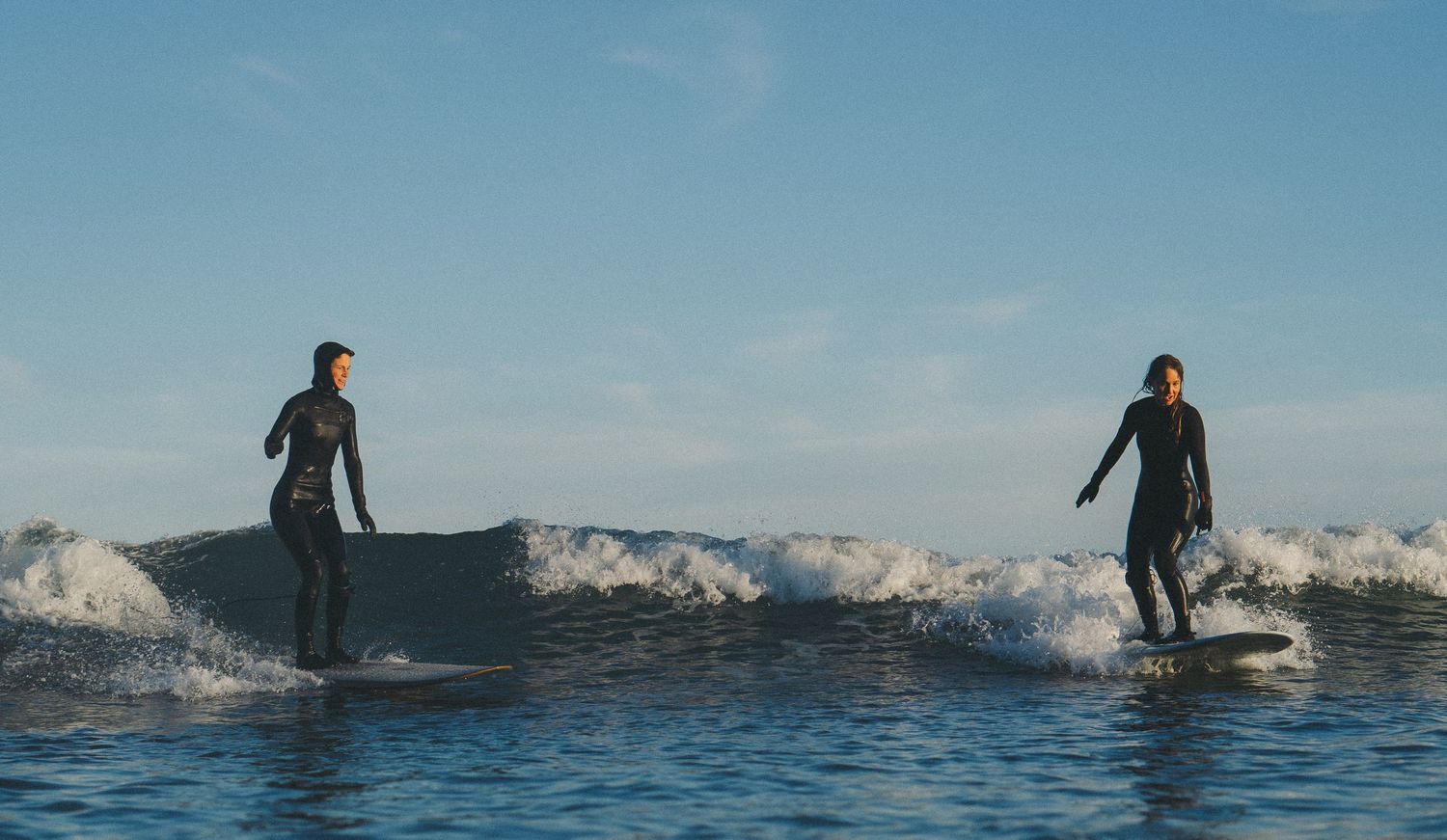 Raglan Surfing Surf Photography