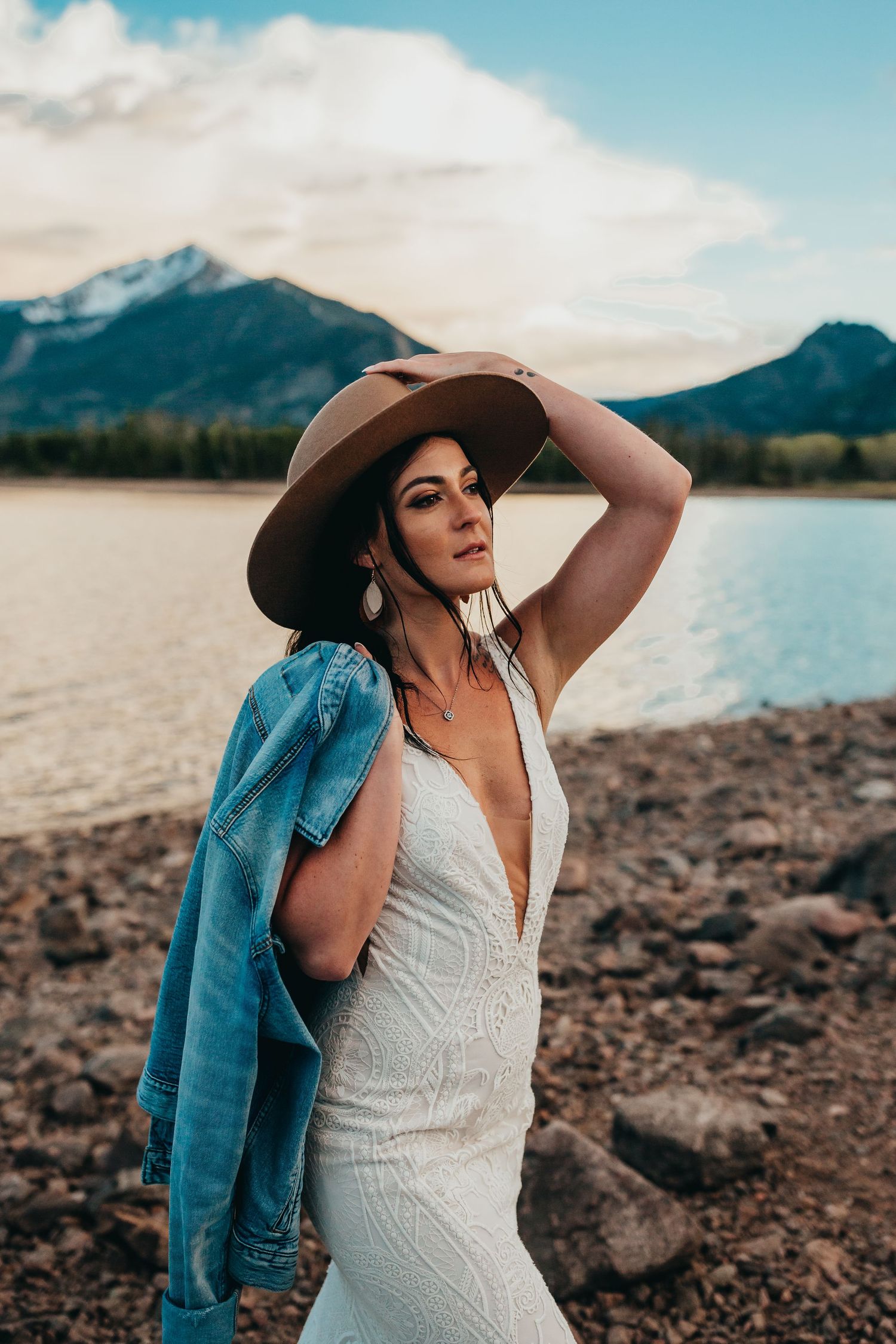 elopement on lake Dillon in Breckenridge
