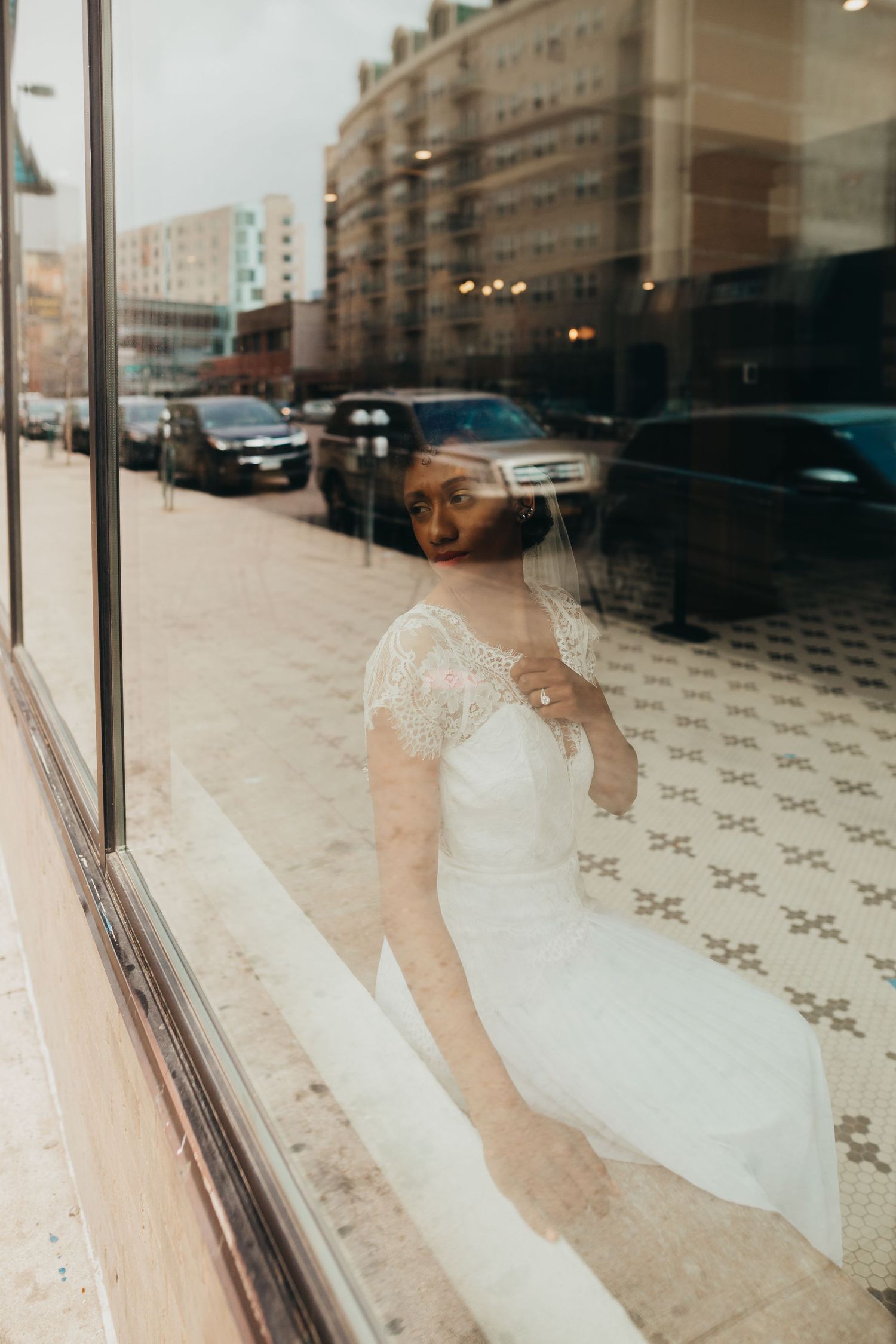 urban bridal portraits