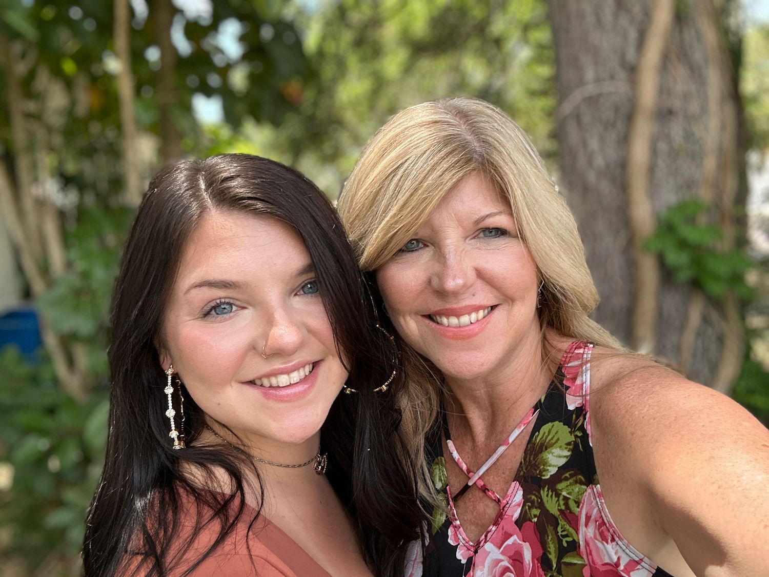 Mom and daughter selfie