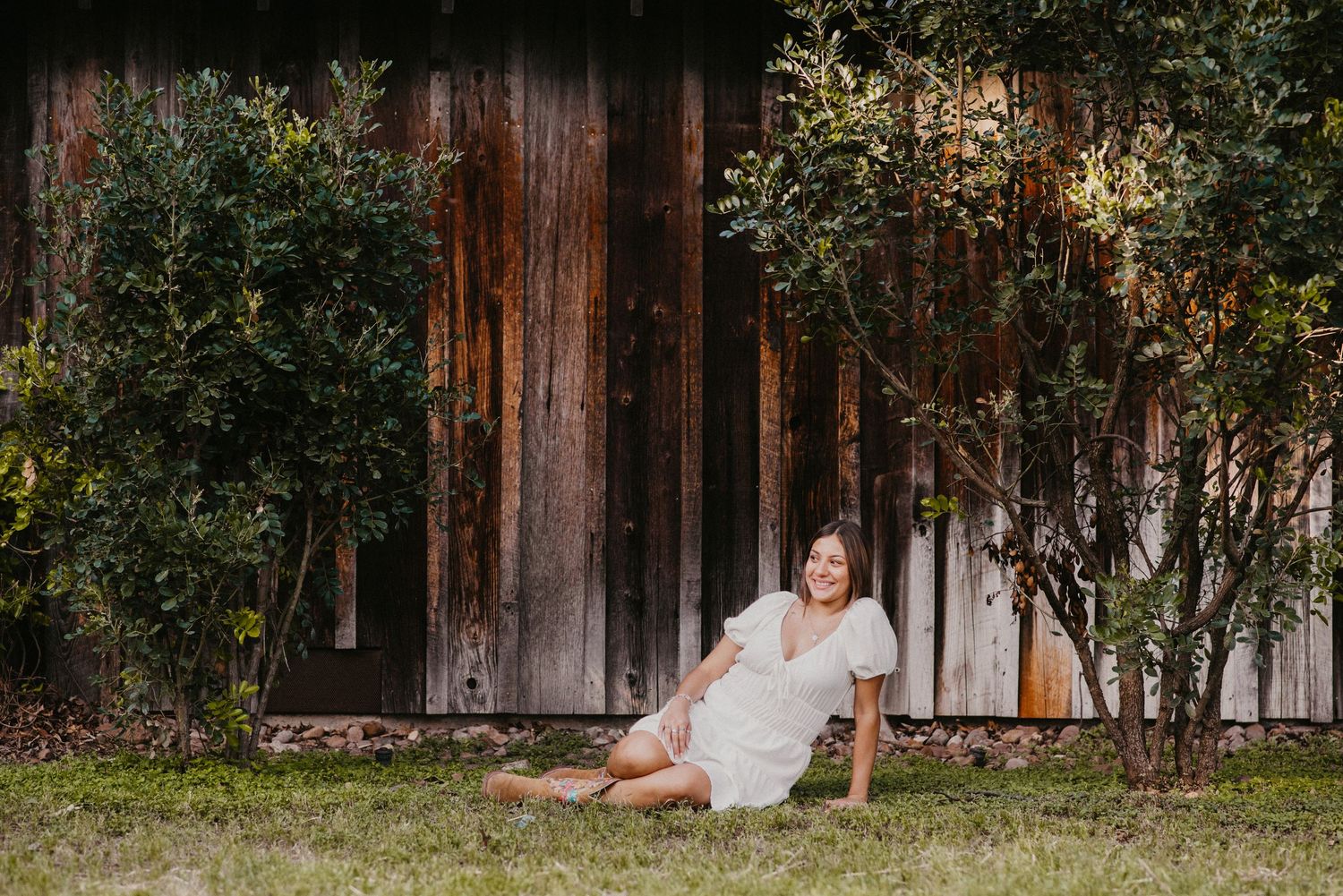 Senior girl photo in Gruene, TX