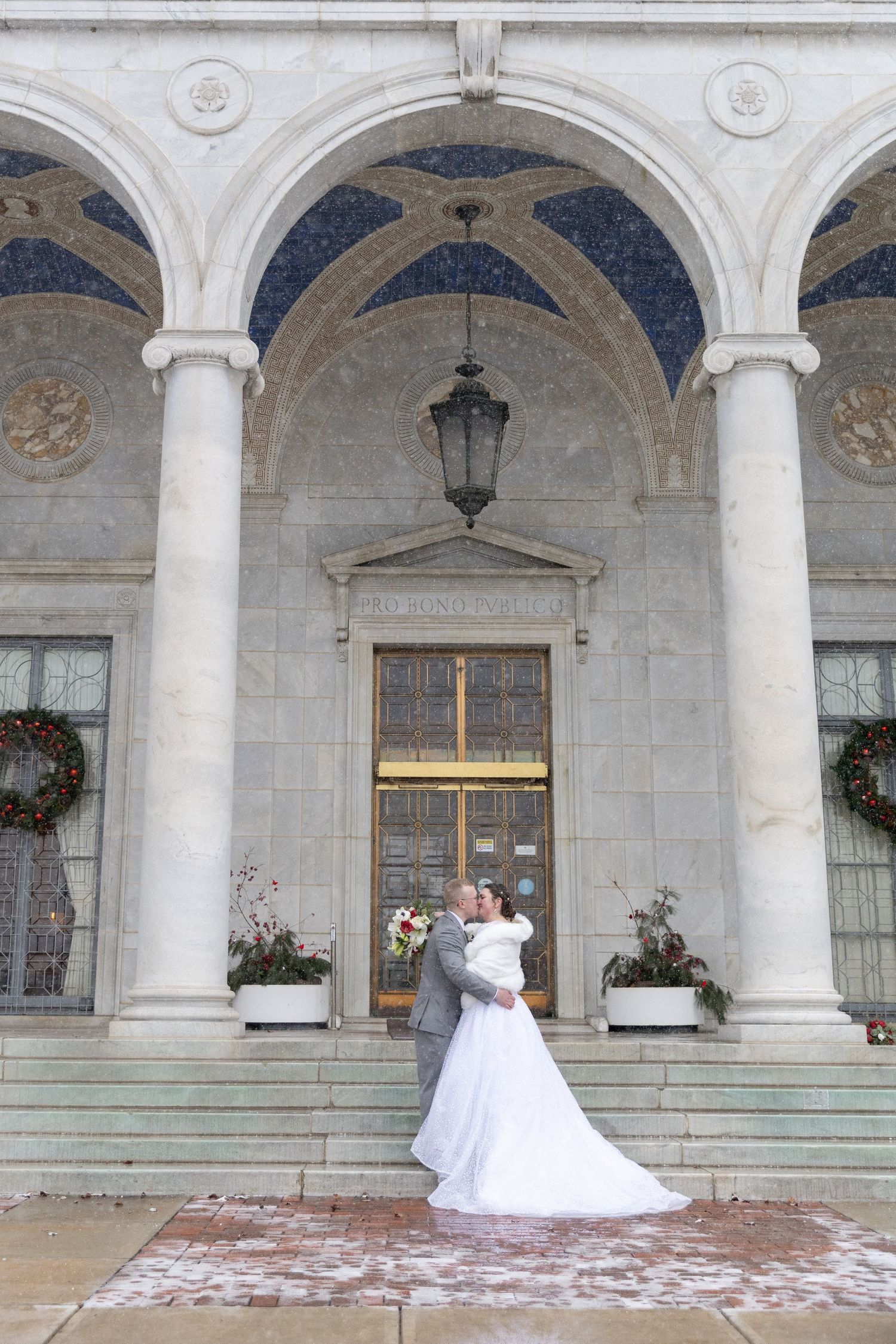 Bridal Portraits at Butler institute of American Art Youngstown Ohio captured by Sarah Marie Studio