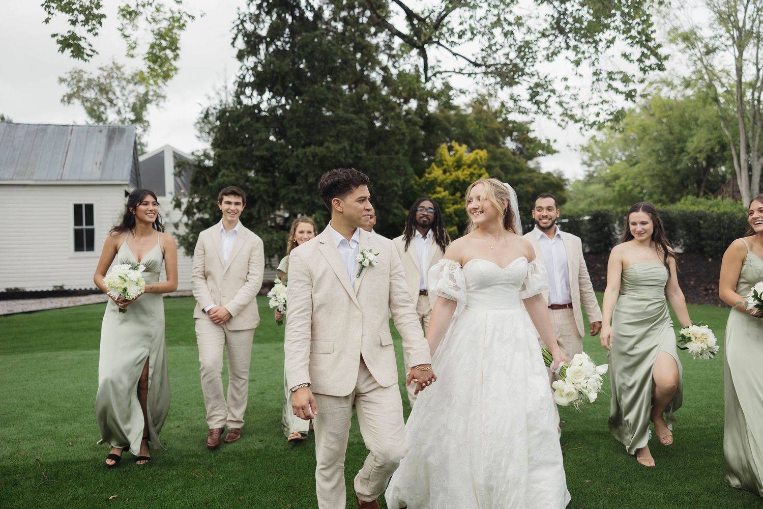 Wedding party portraits at a Southwest Virginia wedding venue