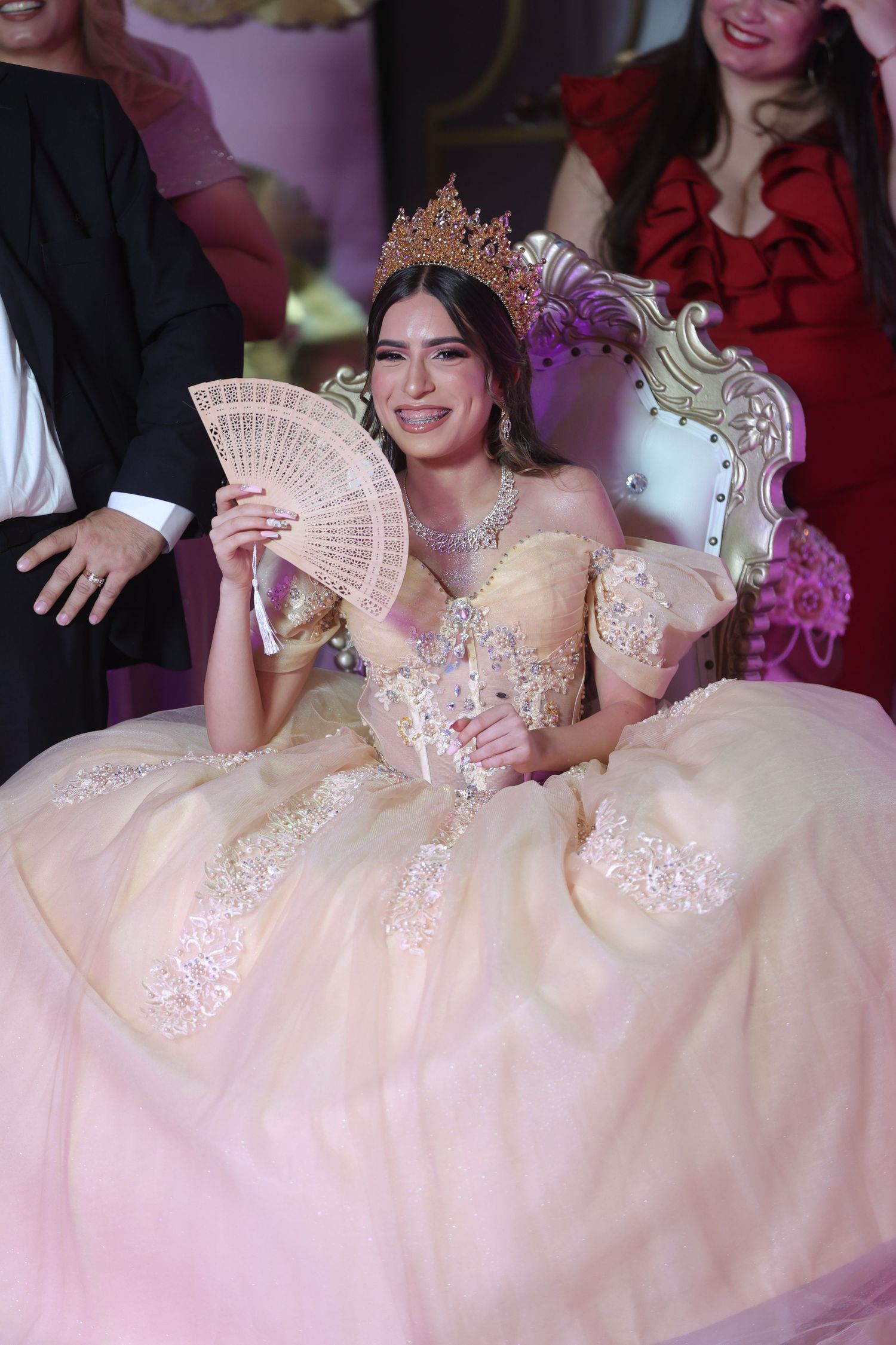 15 años Nieta de Lucilo Dominguez