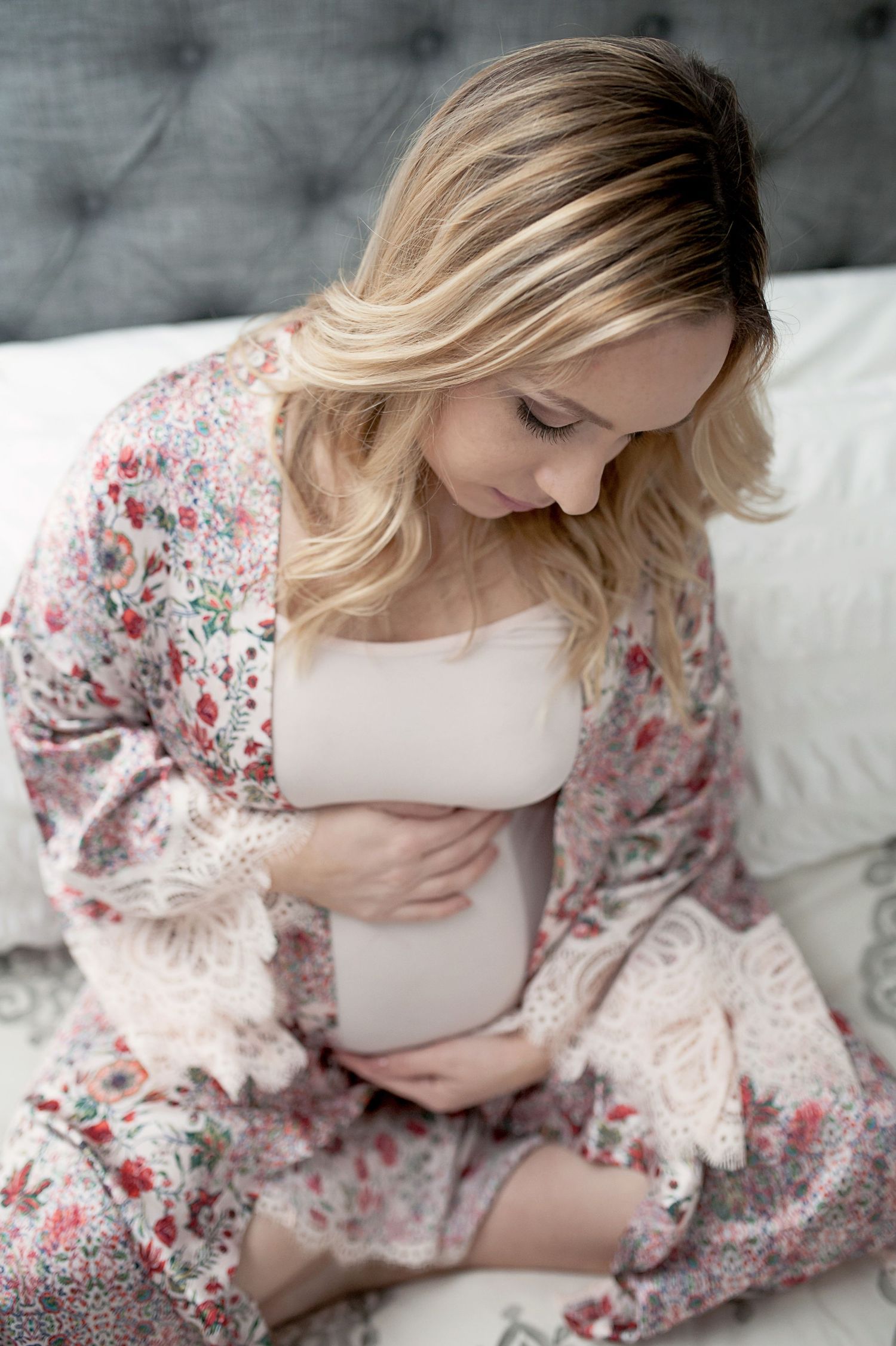 Nicole mc photography maternity