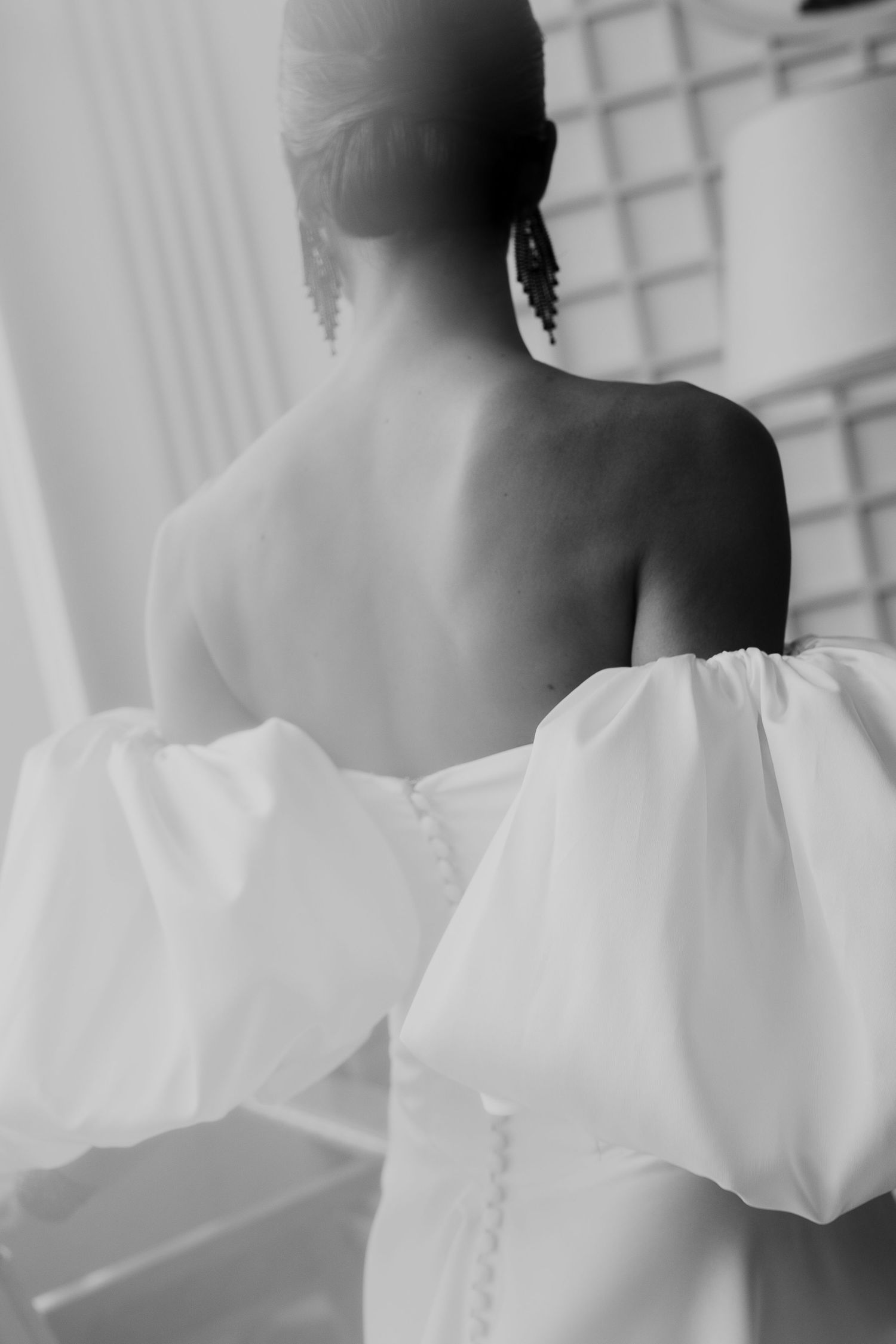 Quiet luxury bridal portrait at Convento dell'Annunciata during preparation. Boutique wedding photography by Gradisca Portento in Italy