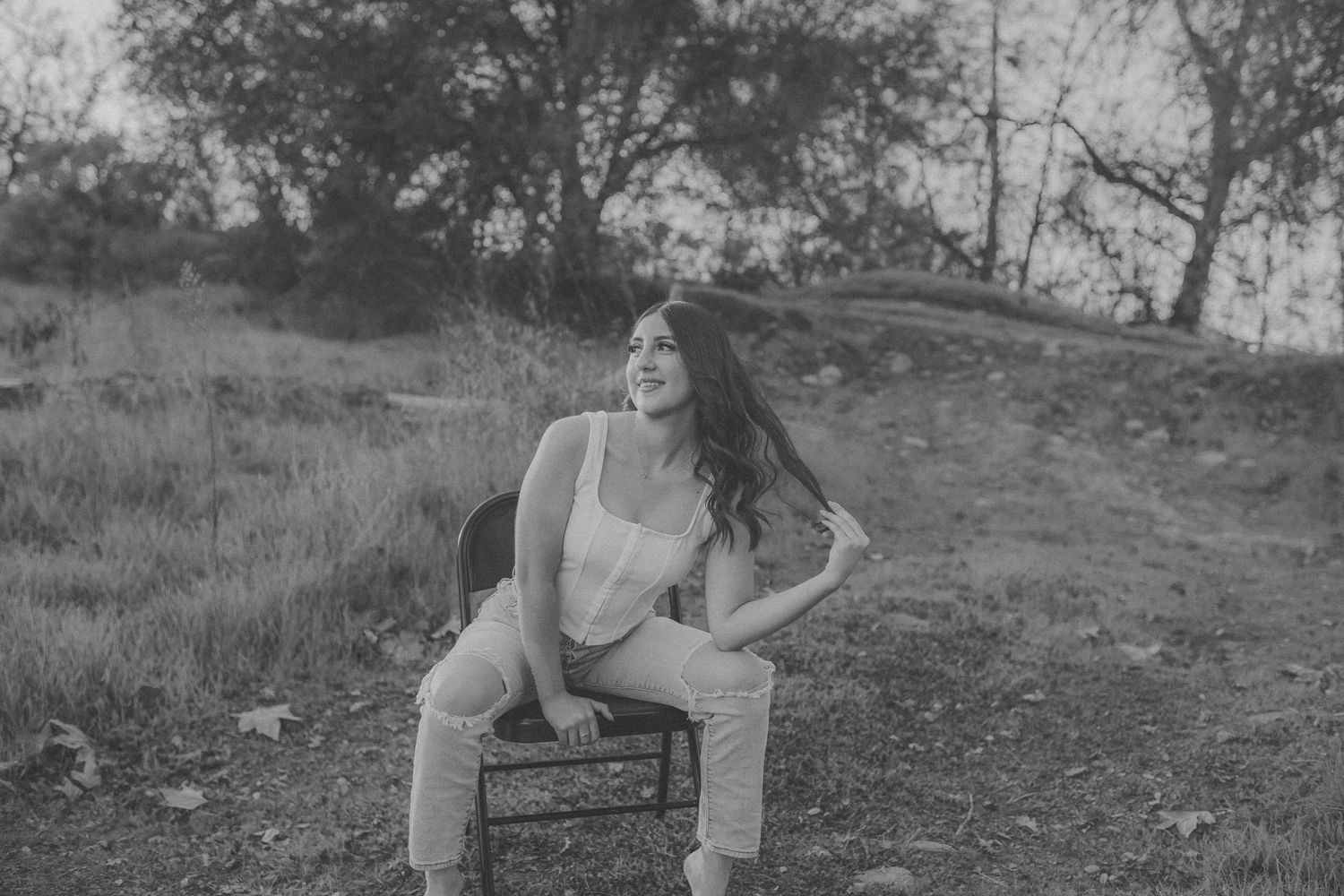 senior session in a beautiful black and white CENTRAL VALLEY, CALIFORNIA
