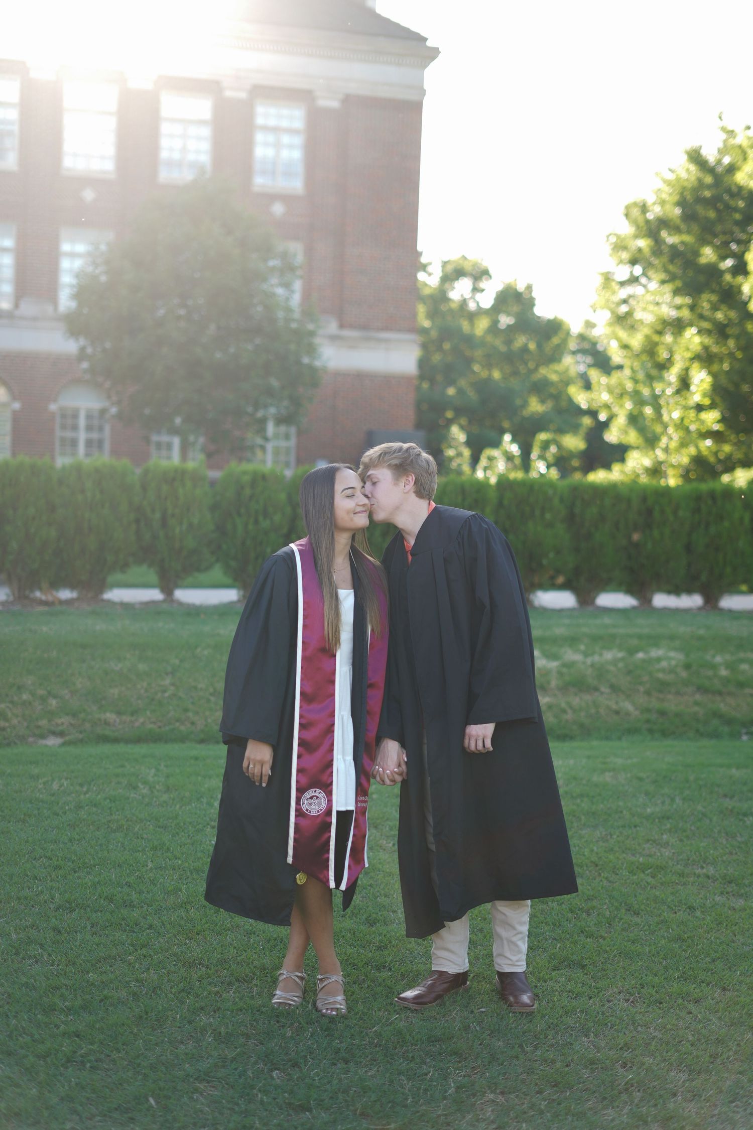 OSU, OU, college grads, from classic campus shots to bold, editorial-style images. Serving Norman, OKC, Tulsa, Stillwater, edmon low