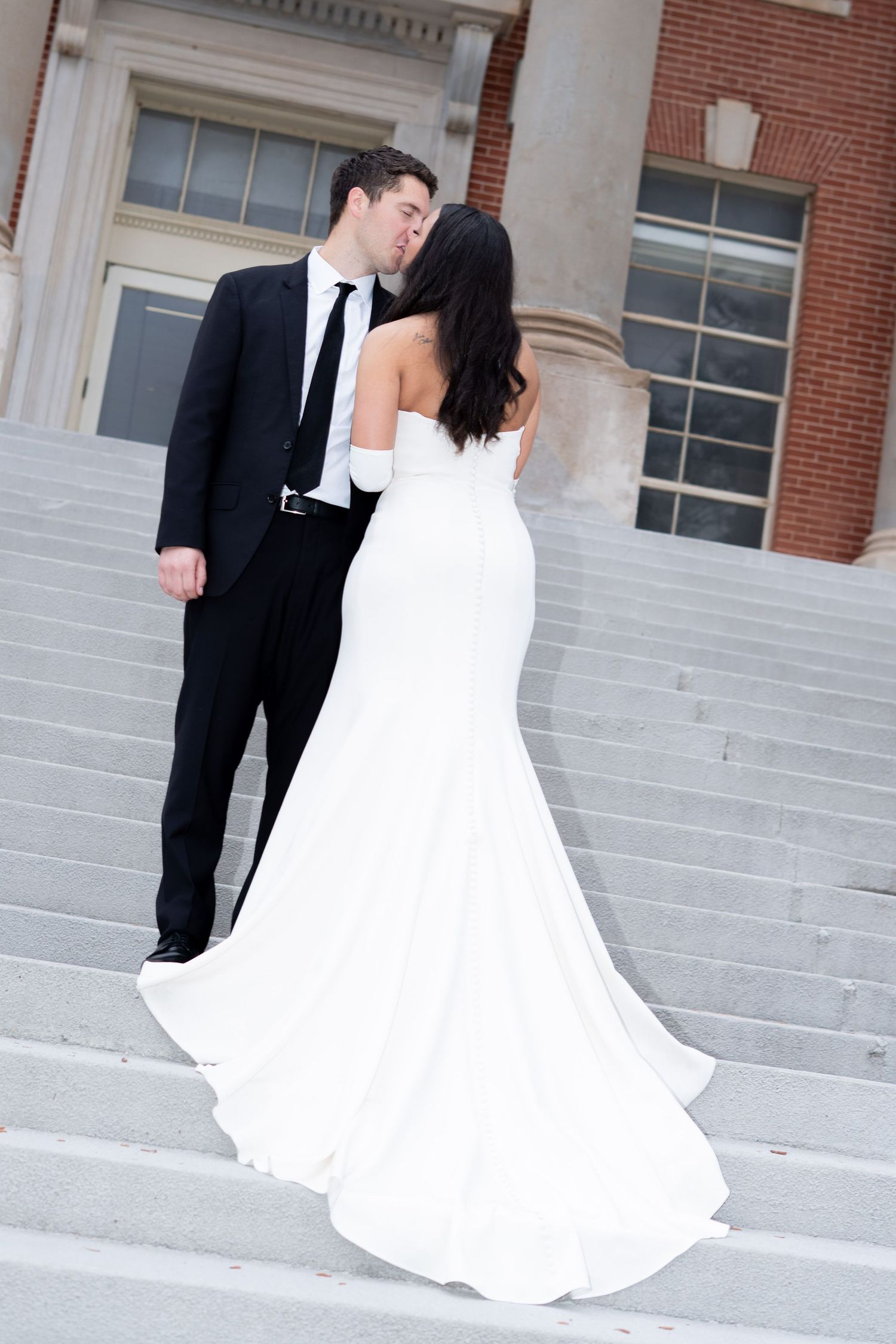 Oklahoma wedding photographer serving Tulsa, OKC, and Dallas. Affordable, high-quality photography for your big day.