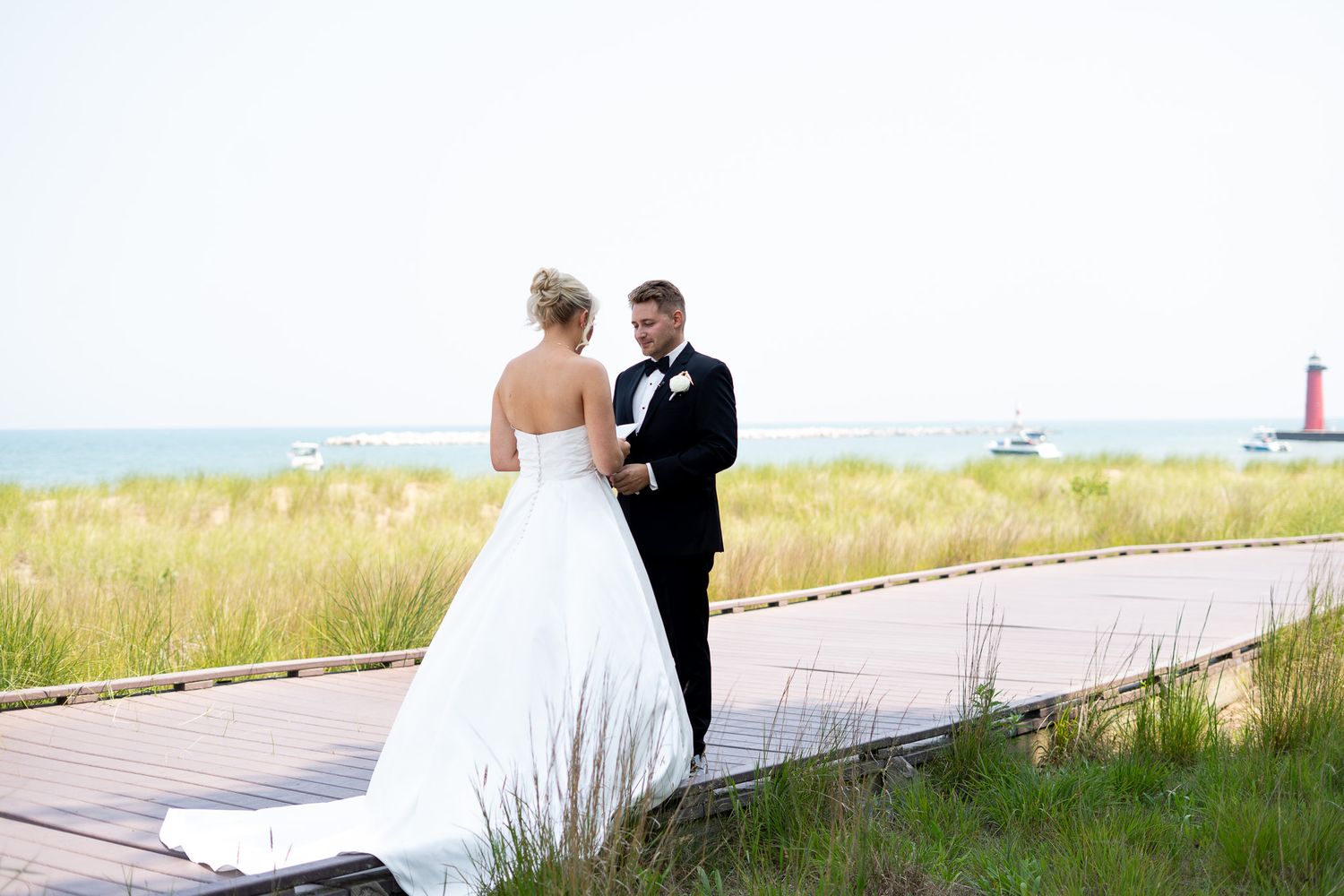 Oklahoma wedding photographer serving Tulsa, OKC, and Dallas. Affordable, high-quality photography for your big day.