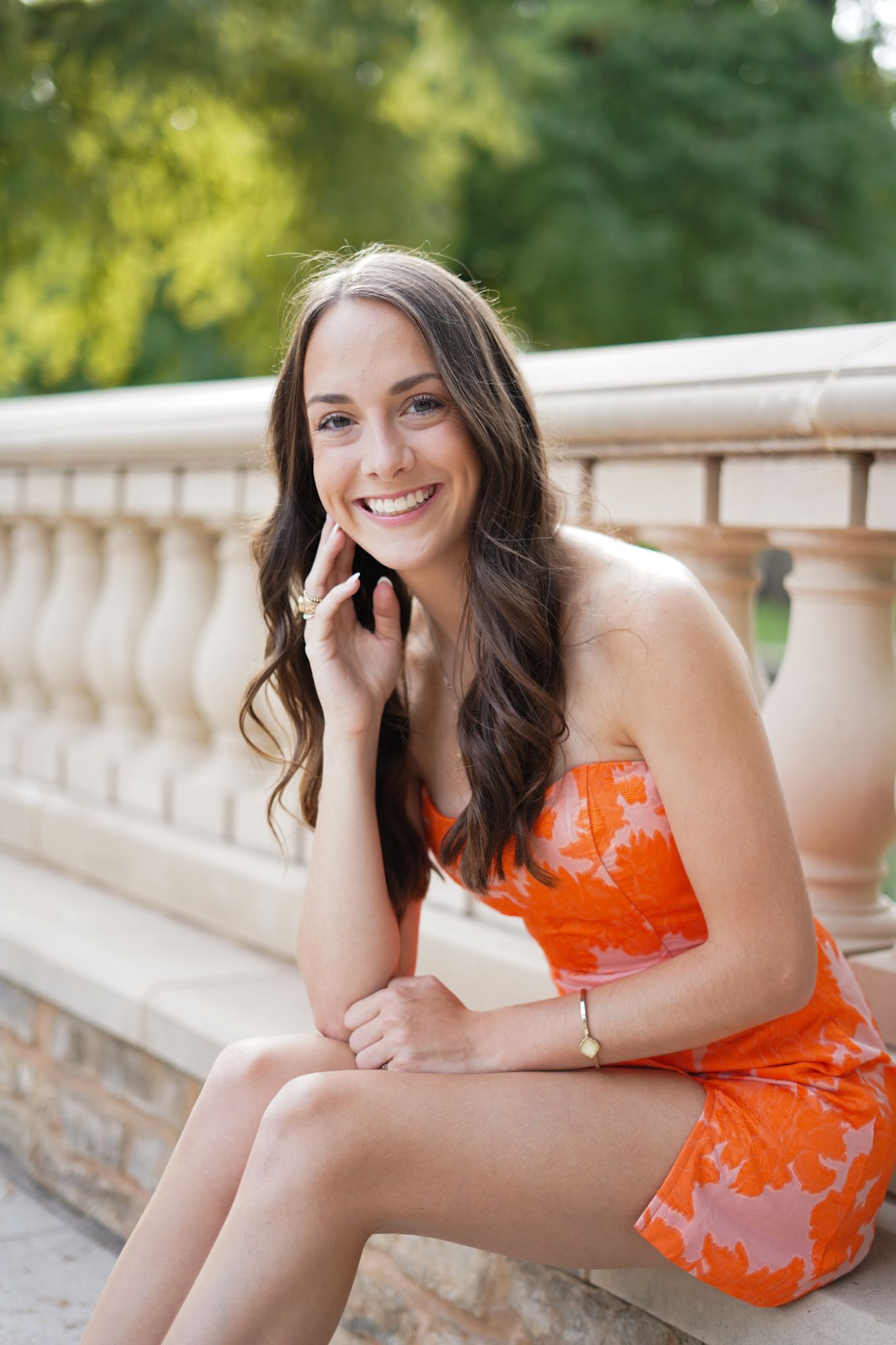 Graduation photographer for OU in Norman and OSU in Stillwater. Bold, true-to-color portraits to celebrate your achievement.