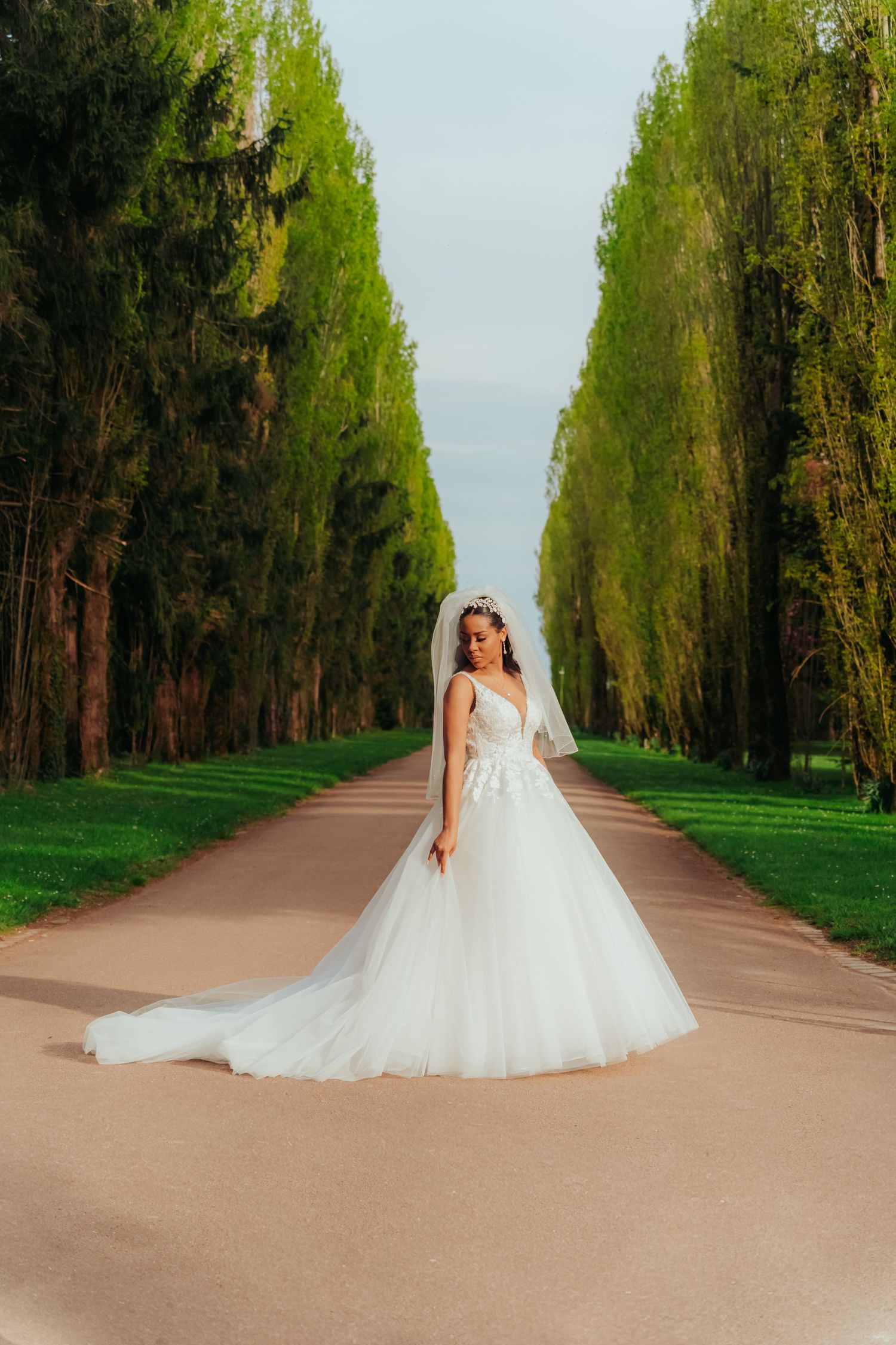 Photographe mariage Nice, images naturelles, élégantes et intemporelles pour capturer chaque émotion de votre journée sur la Côte d’Azur.