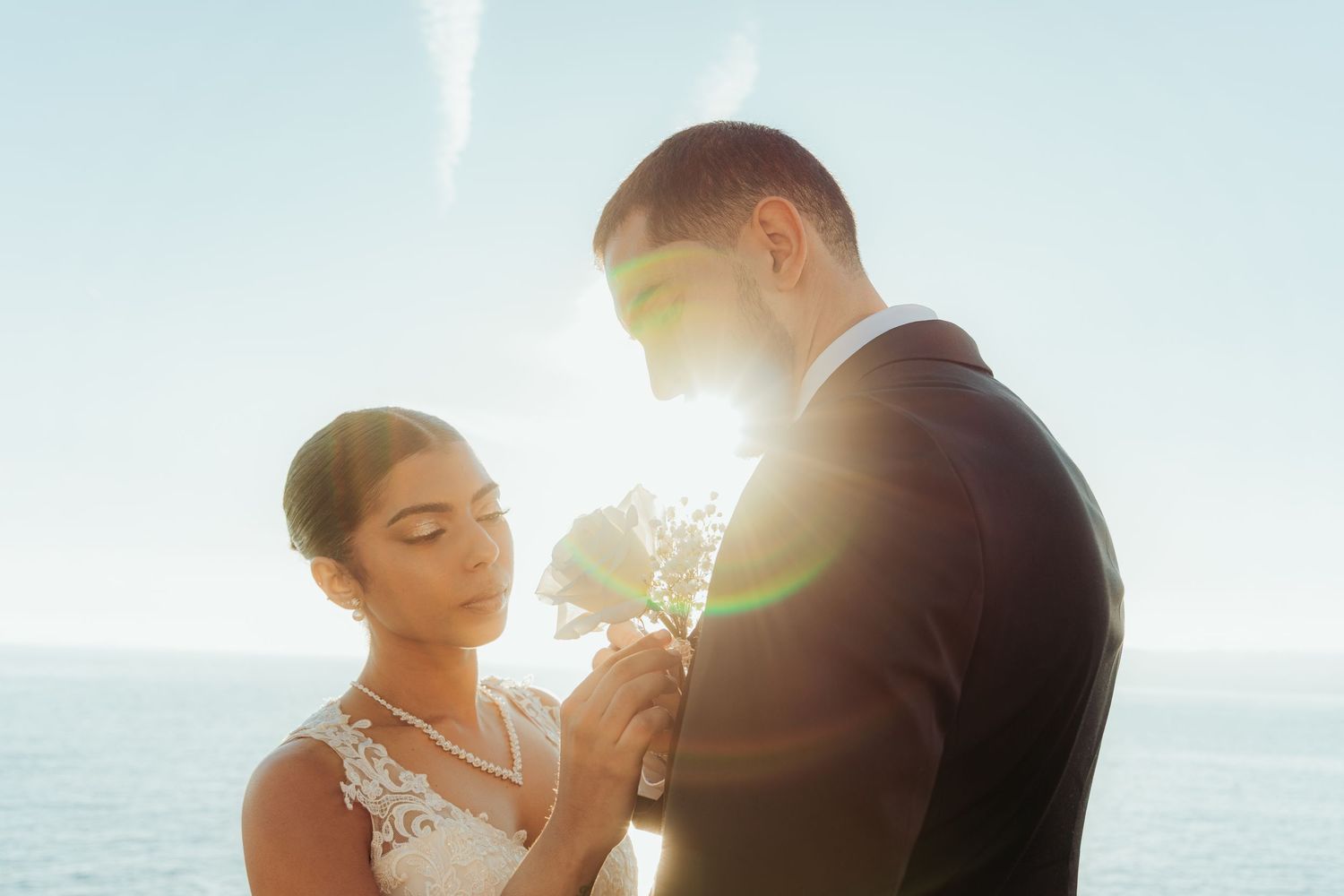 Photographe mariage Nice, images naturelles, élégantes et intemporelles pour capturer chaque émotion de votre journée sur la Côte d’Azur.