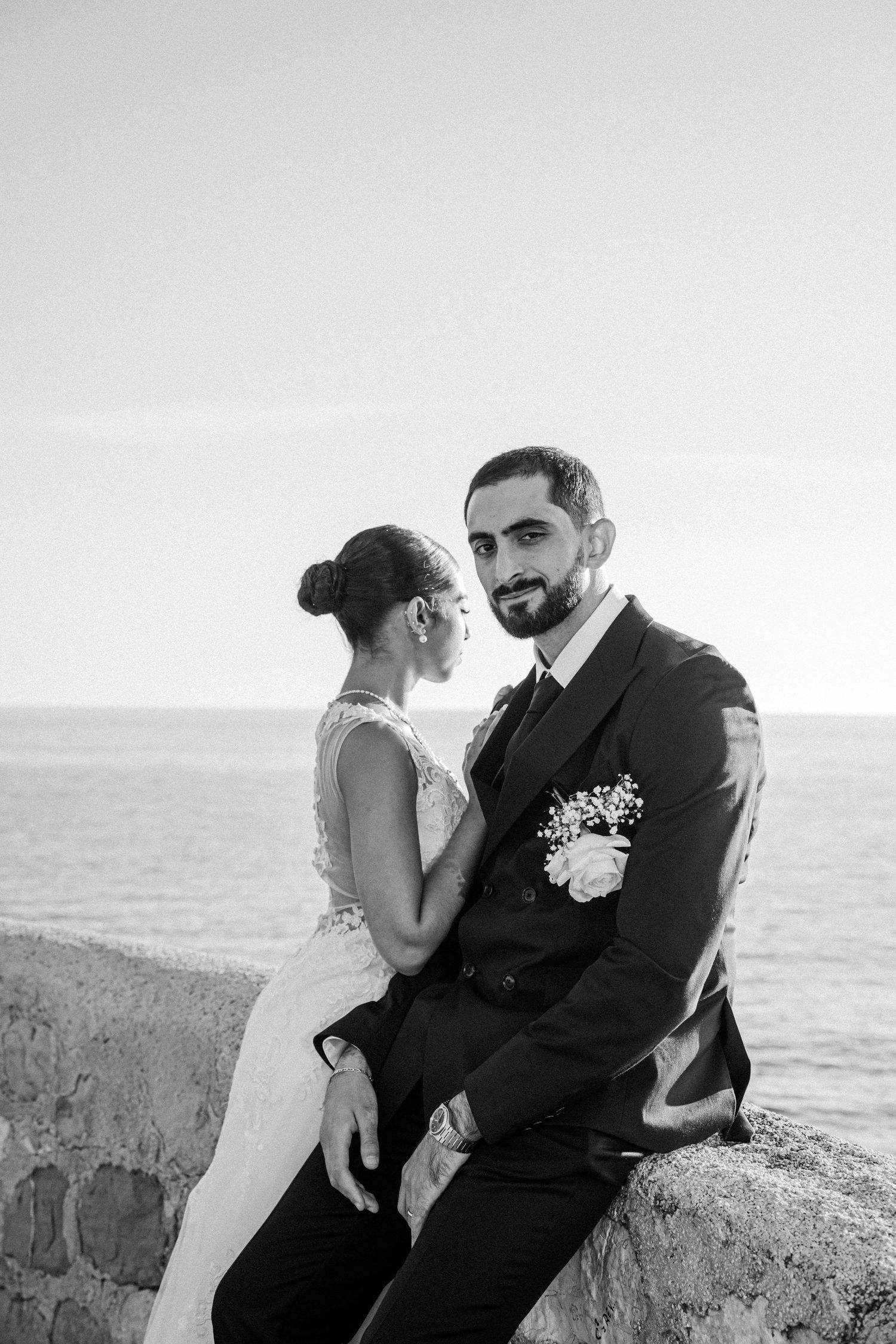 Photographe mariage Nice, images naturelles, élégantes et intemporelles pour capturer chaque émotion de votre journée sur la Côte d’Azur.
