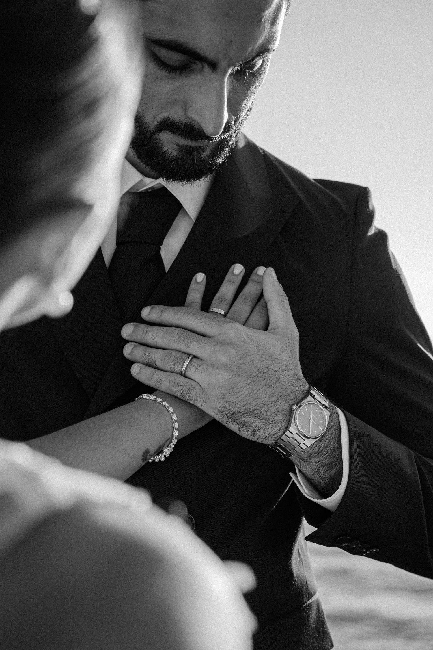 Photographe mariage Nice, images naturelles, élégantes et intemporelles pour capturer chaque émotion de votre journée sur la Côte d’Azur.
